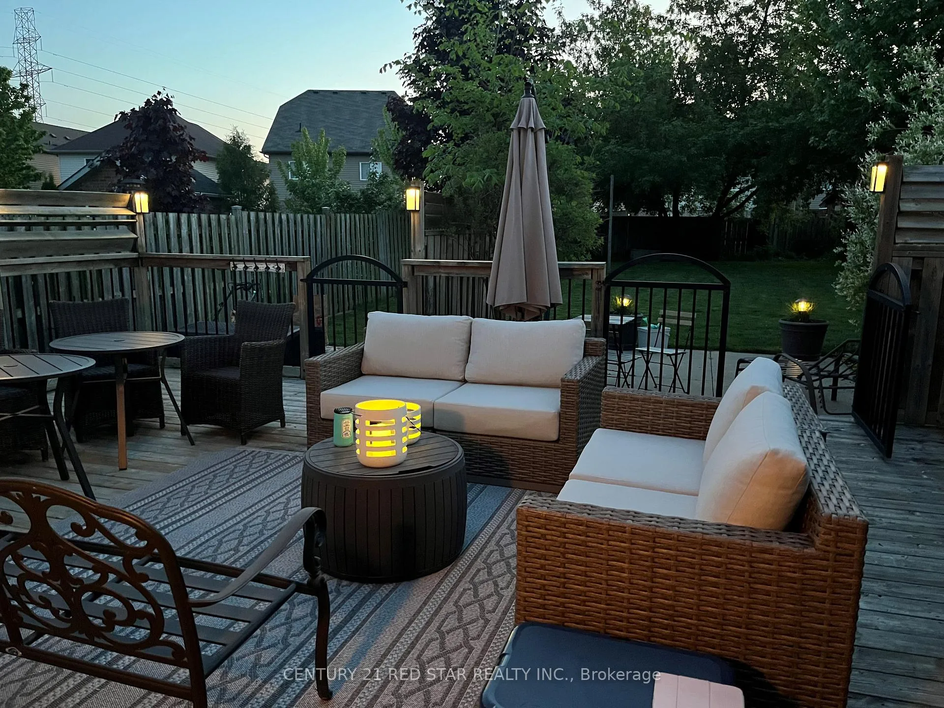 Photo 43 of 631 Doon South Drive, Kitchener — HOMEH