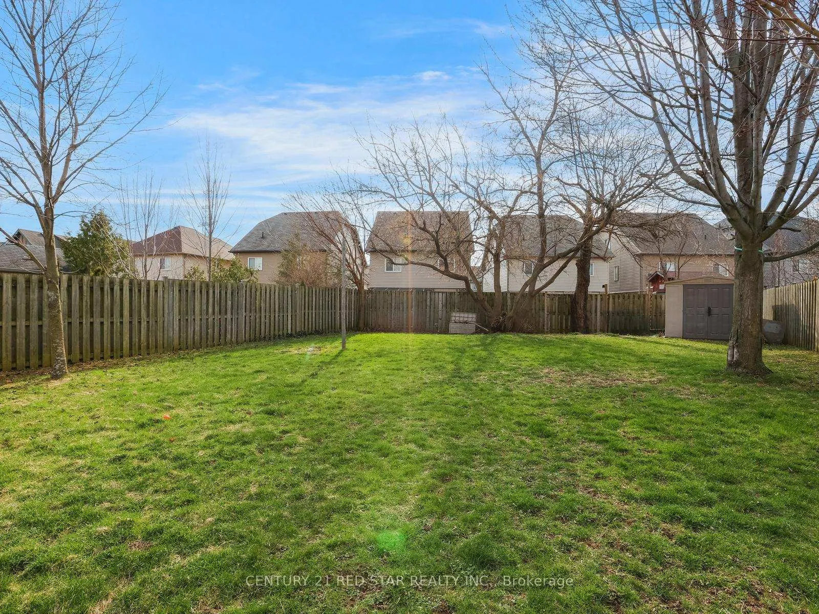 Photo 45 of 631 Doon South Drive, Kitchener — HOMEH