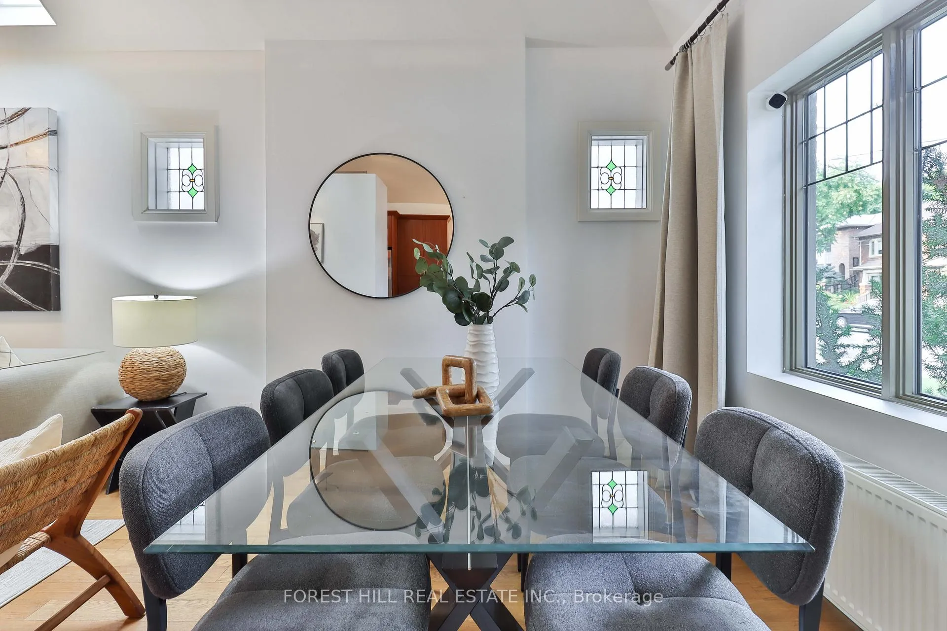 Photo 12 of 22 Whitewood Road, Toronto, Mount Pleasant East — HOMEH