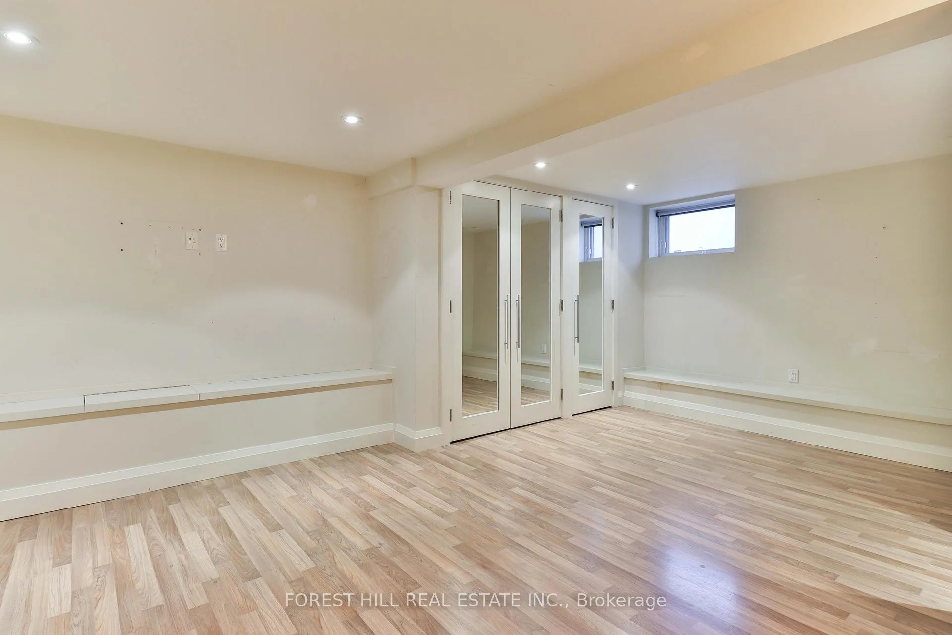 Photo 24 of 22 Whitewood Road, Toronto, Mount Pleasant East — HOMEH