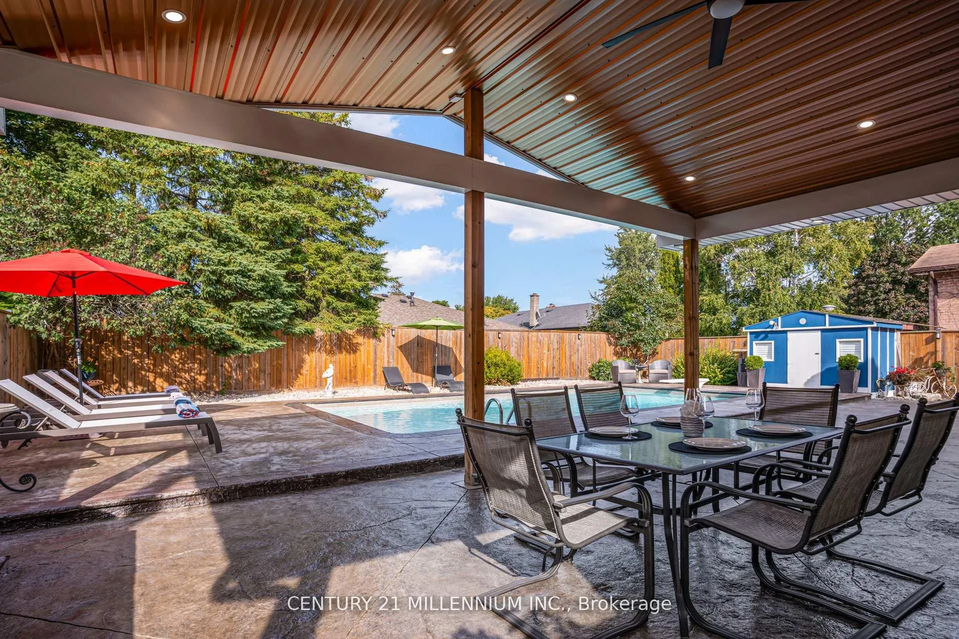Photo 4 of 14 Greystone Crescent, Brampton, Brampton South — HOMEH