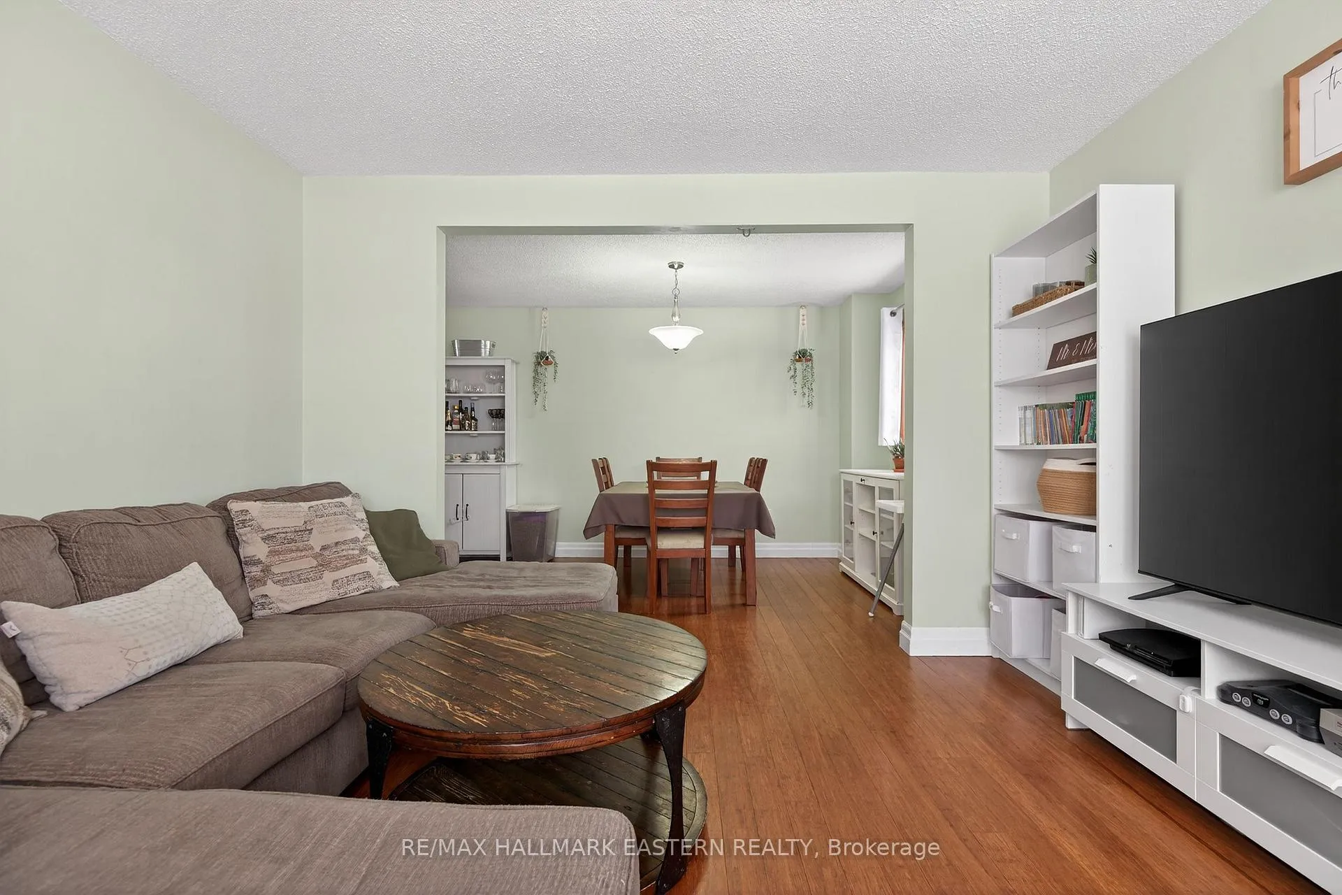 Photo 12 of 488 Crystal Drive, Peterborough, Ashburnham Ward 4 — HOMEH