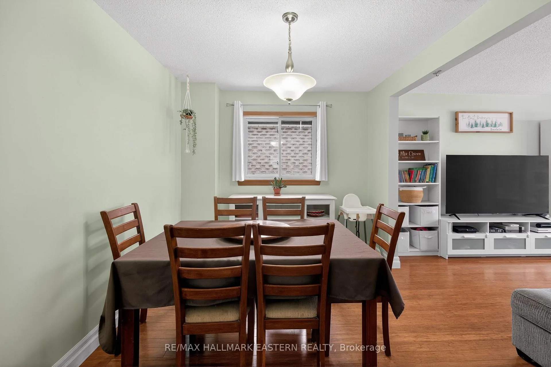 Photo 34 of 488 Crystal Drive, Peterborough, Ashburnham Ward 4 — HOMEH