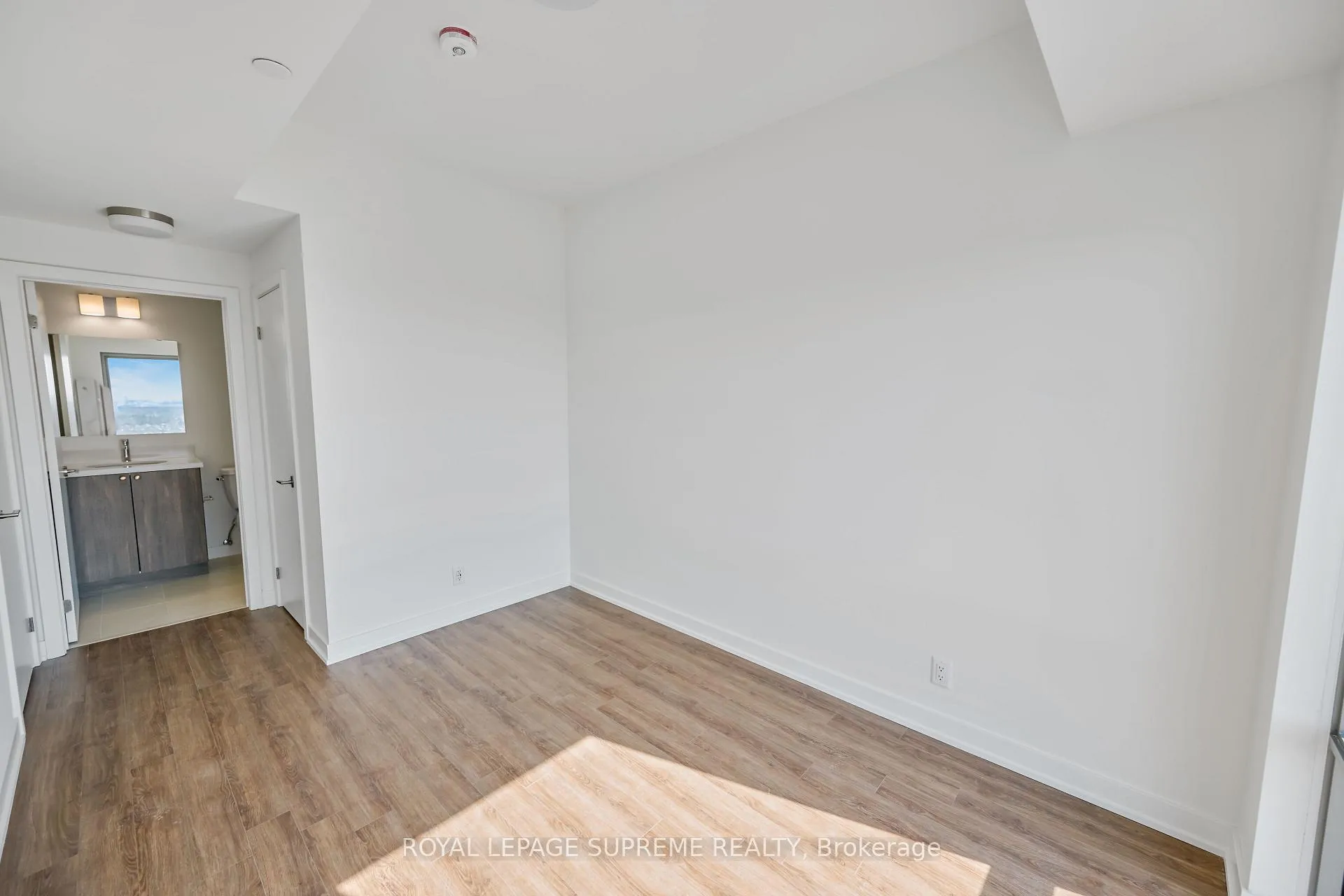 Photo 11 of Unit 1020, 51 Clarington Boulevard, Clarington, Bowmanville — HOMEH