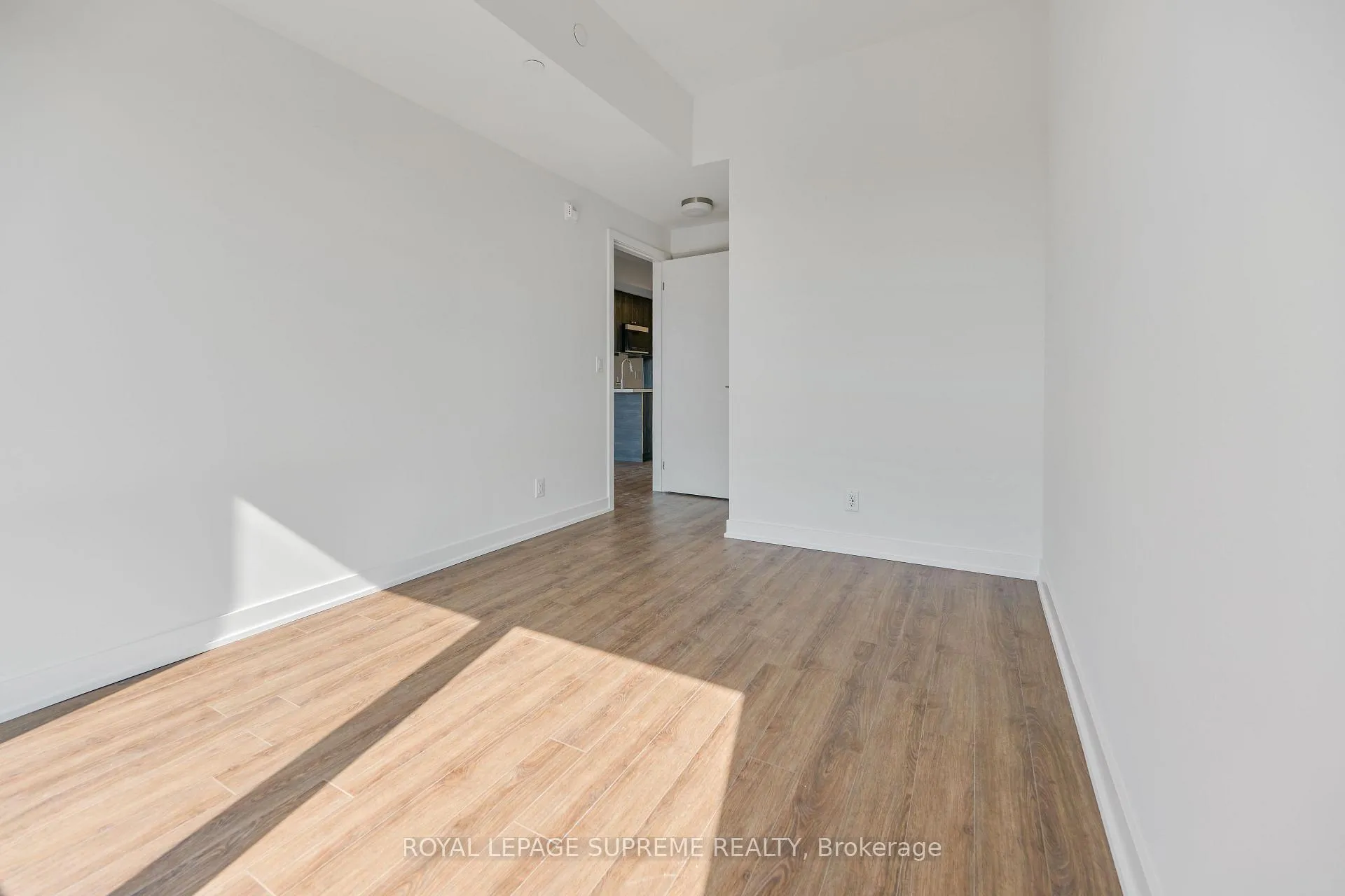 Photo 14 of Unit 1020, 51 Clarington Boulevard, Clarington, Bowmanville — HOMEH