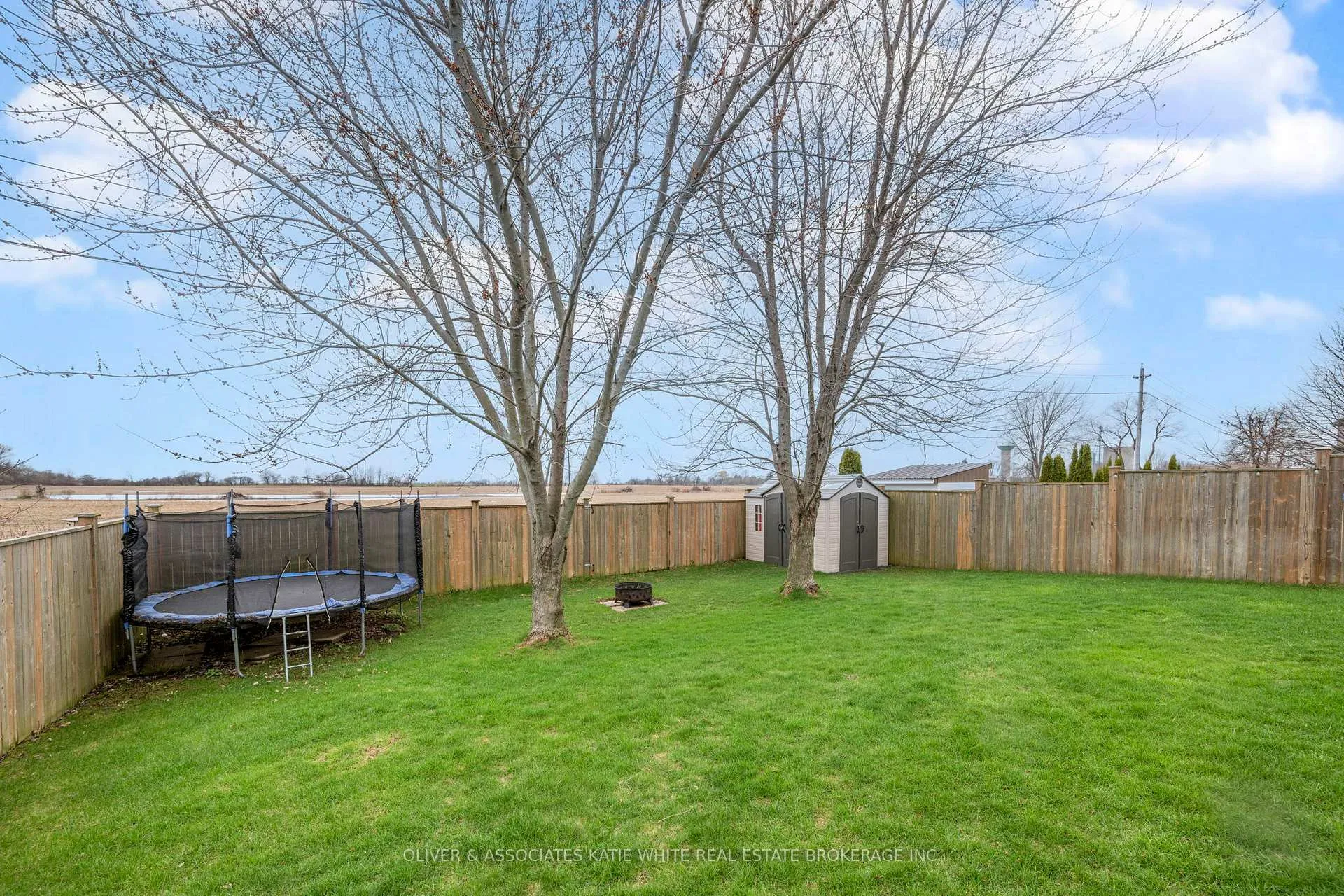 Photo 32 of 187 Watson Street, Lucan Biddulph, Lucan — HOMEH