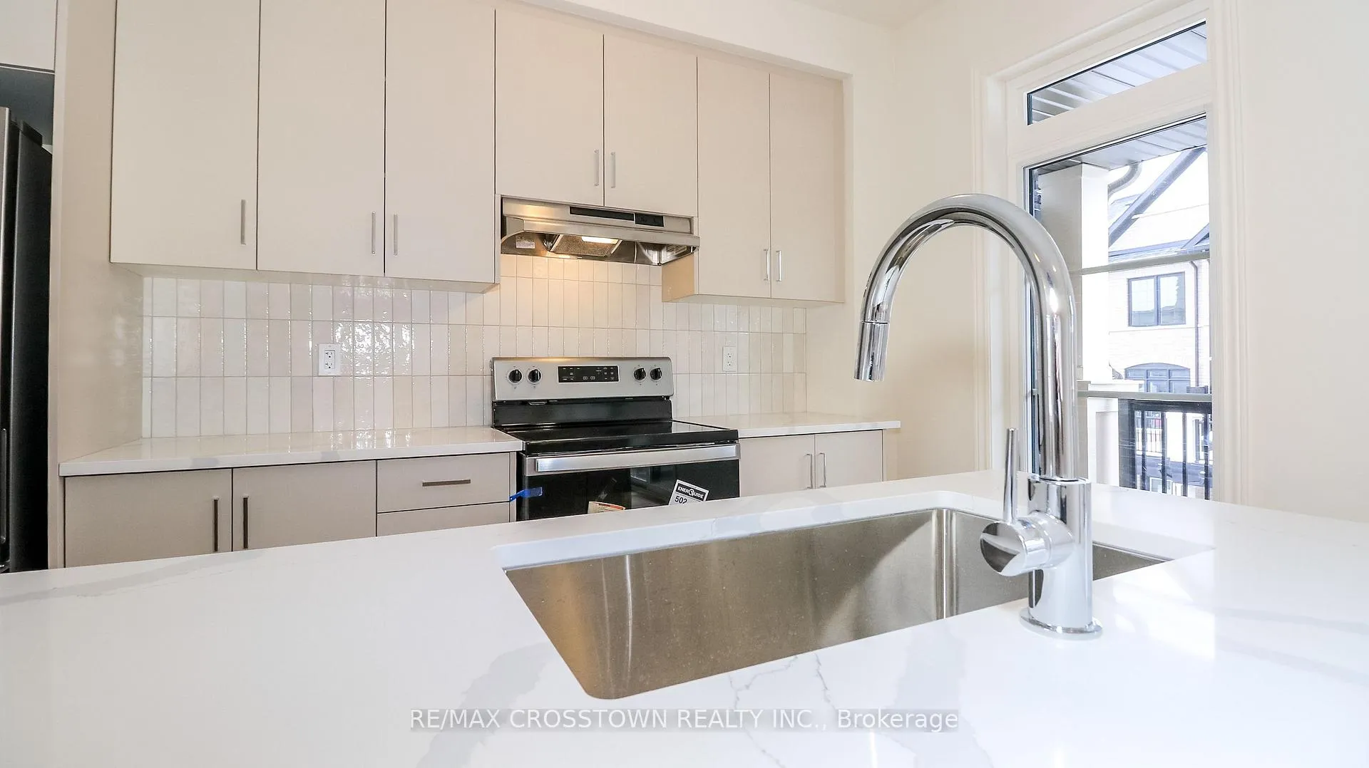 Photo 21 of Unit (Unit 6), 1227 Corm Street, Innisfil, Alcona — HOMEH