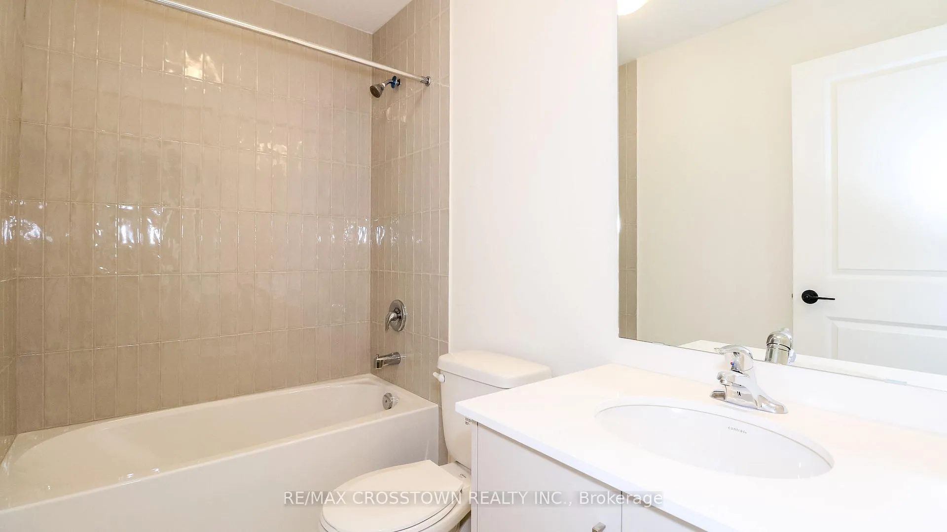 Photo 22 of Unit (Unit 6), 1227 Corm Street, Innisfil, Alcona — HOMEH