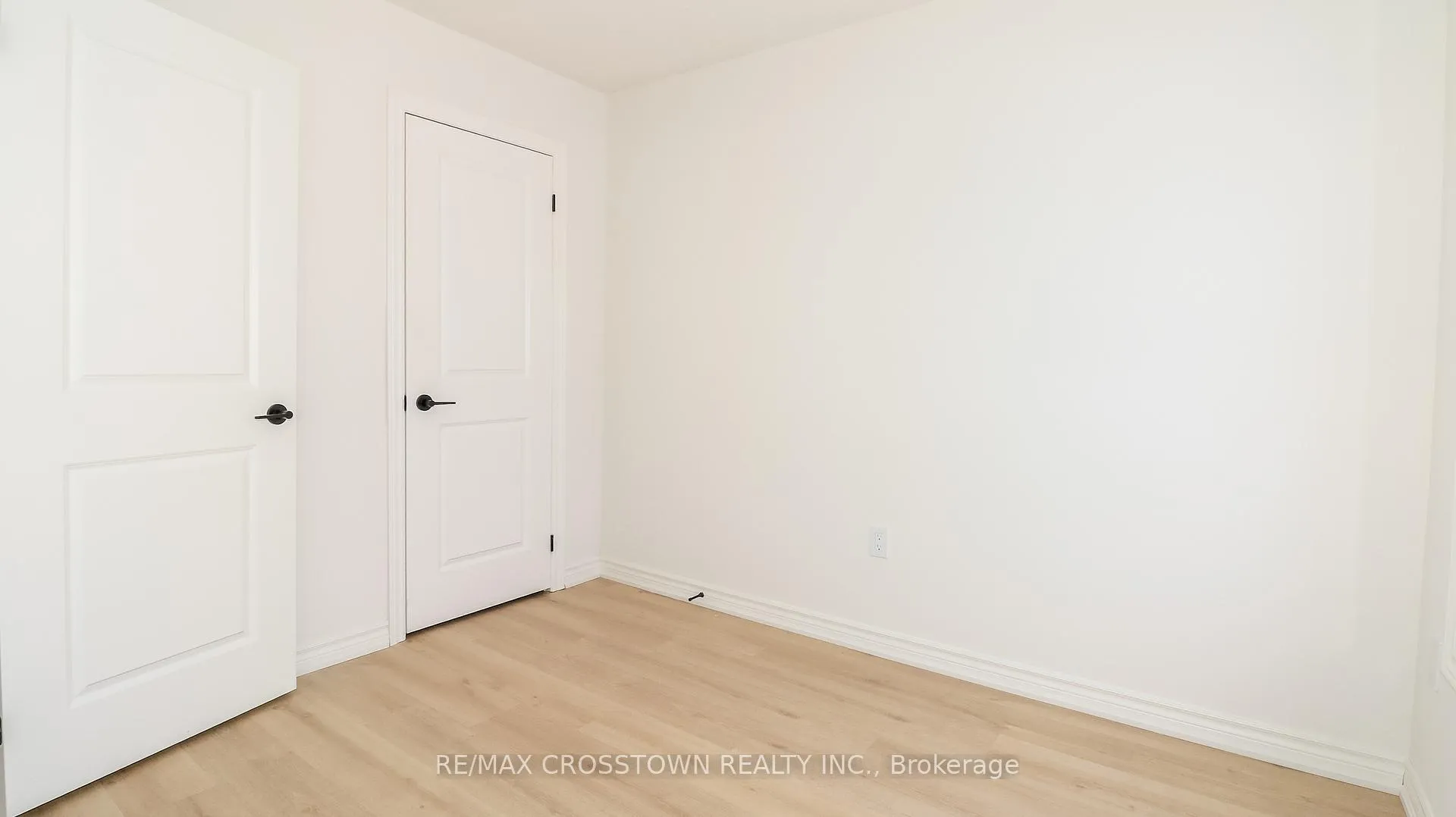 Photo 24 of Unit (Unit 6), 1227 Corm Street, Innisfil, Alcona — HOMEH