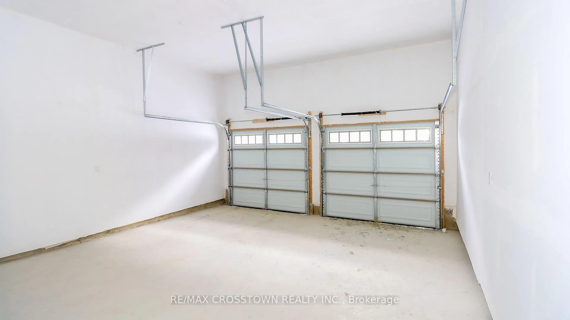Photo 34 of Unit (Unit 6), 1227 Corm Street, Innisfil, Alcona — HOMEH