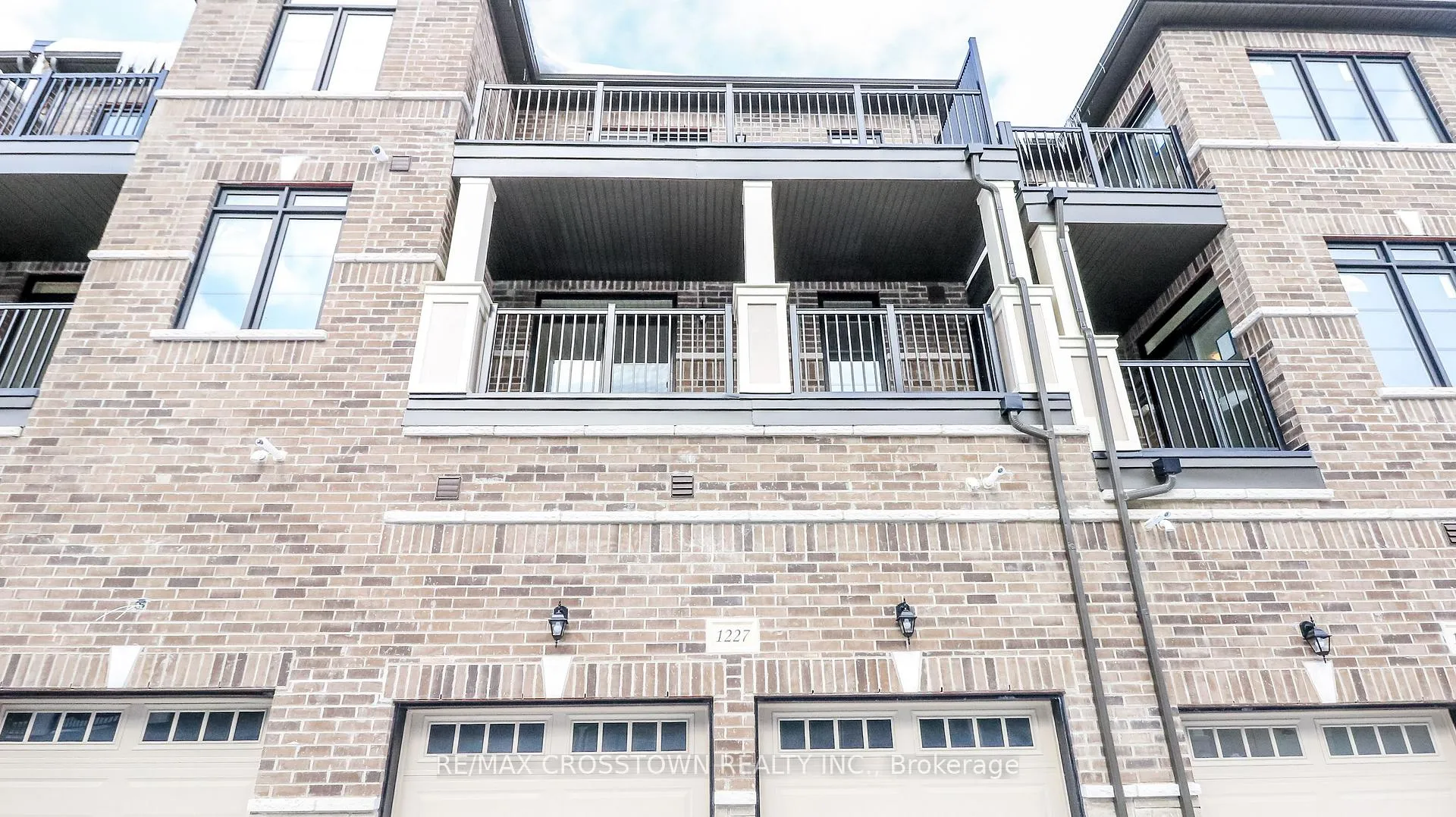 Photo 37 of Unit (Unit 6), 1227 Corm Street, Innisfil, Alcona — HOMEH