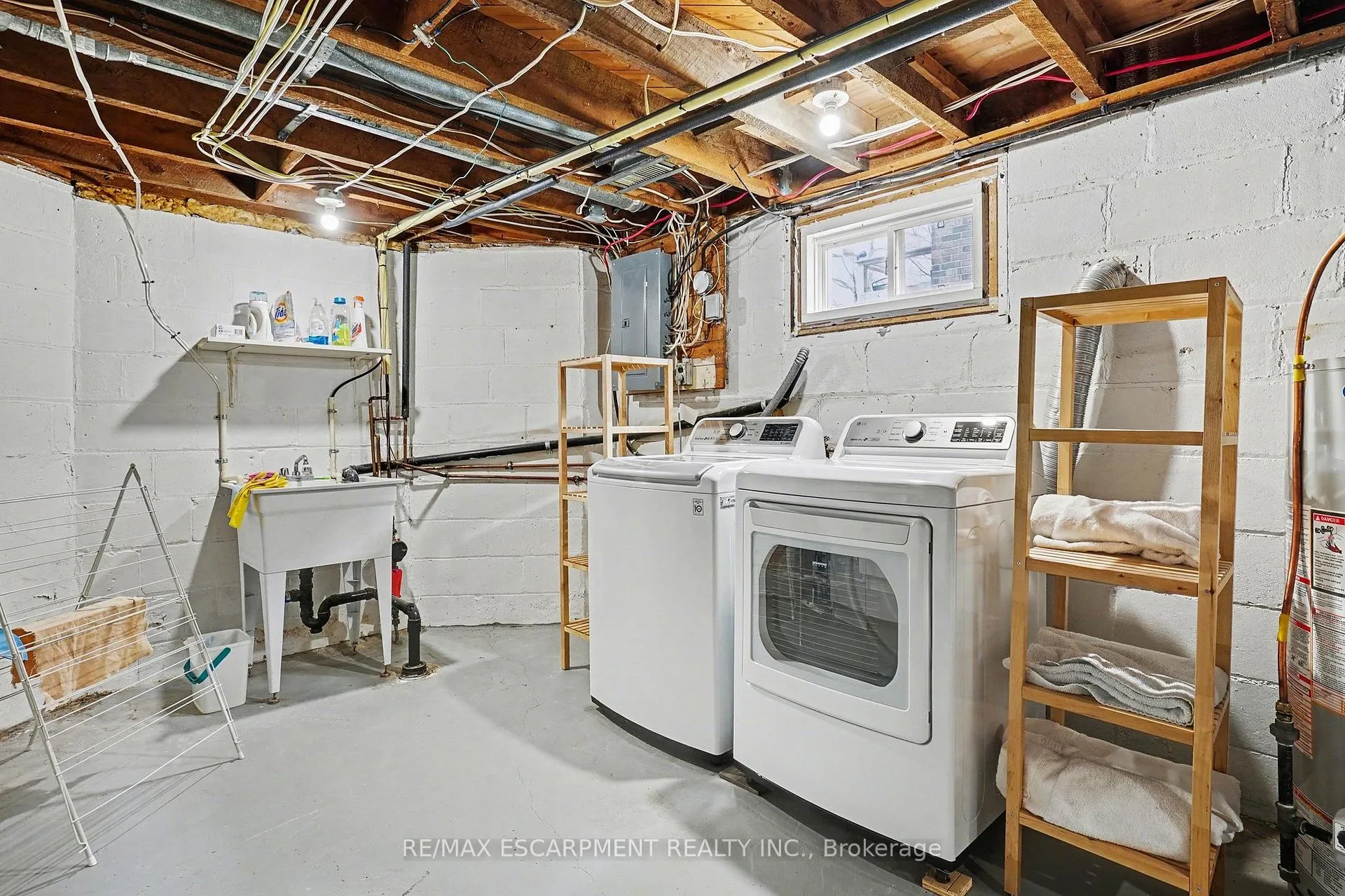 Photo 20 of 53 Bell Avenue, Hamilton, Bartonville — HOMEH