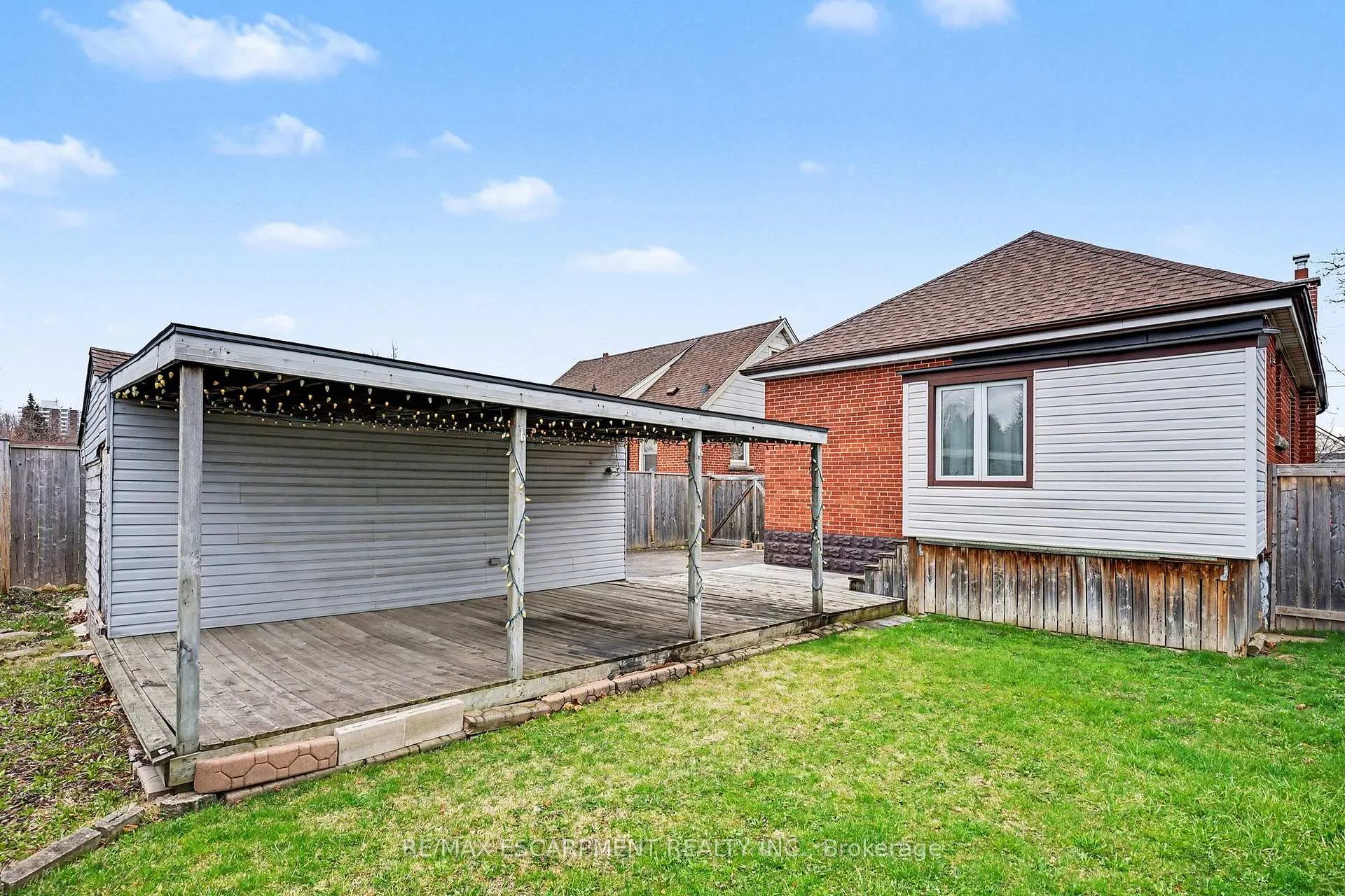 Photo 24 of 53 Bell Avenue, Hamilton, Bartonville — HOMEH