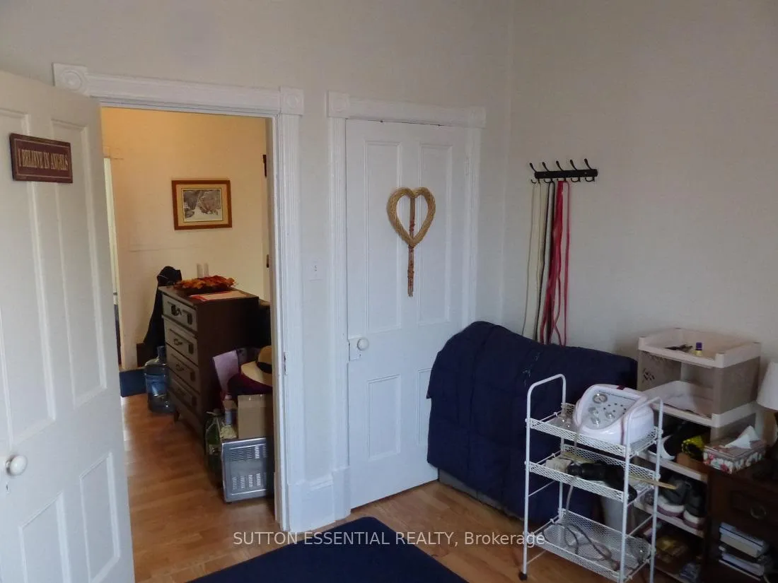 Photo 14 of 71 Russell Street E, Smiths Falls — HOMEH