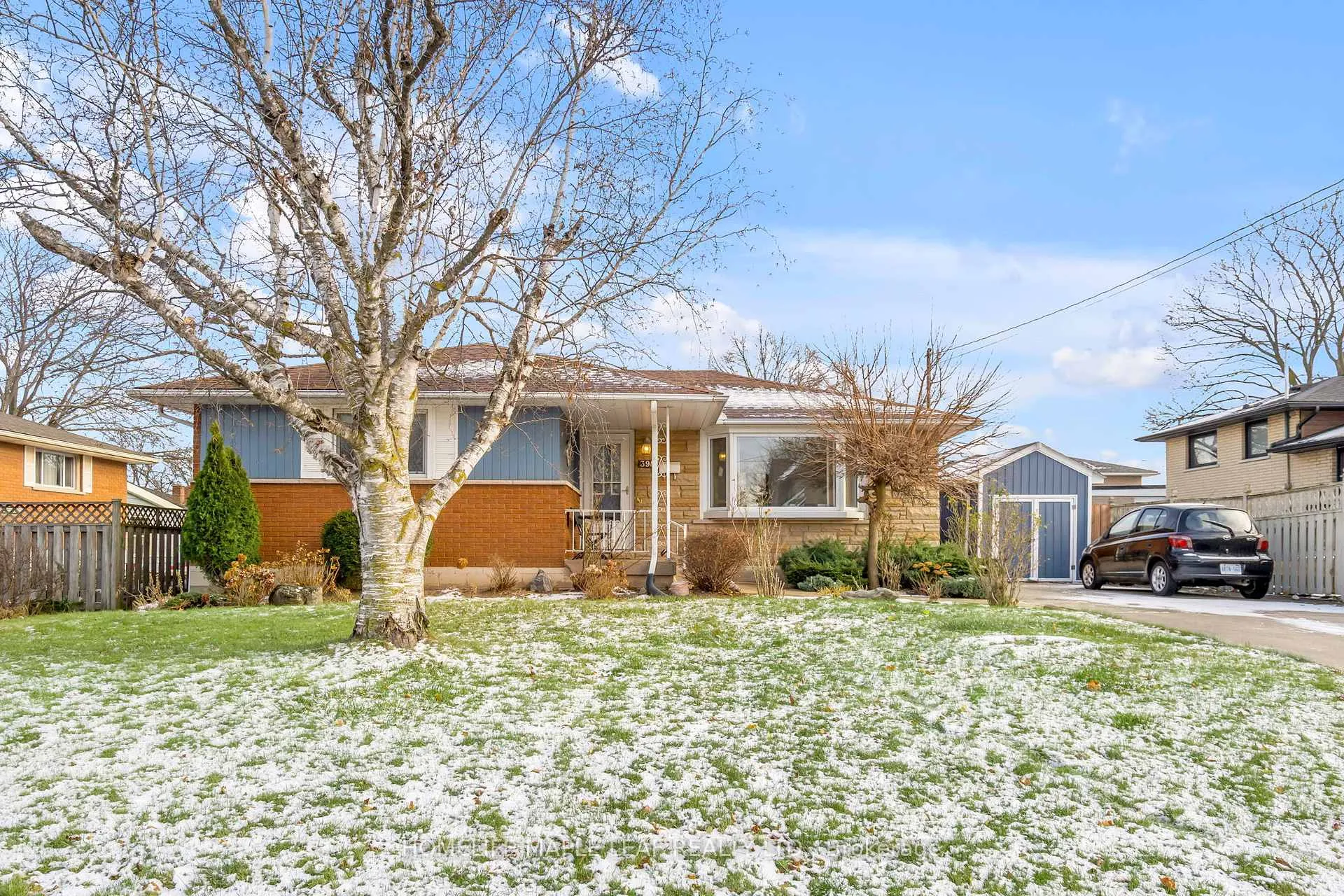 Photo 1 of 398 Kerman Avenue, Grimsby, Grimsby Beach — HOMEH