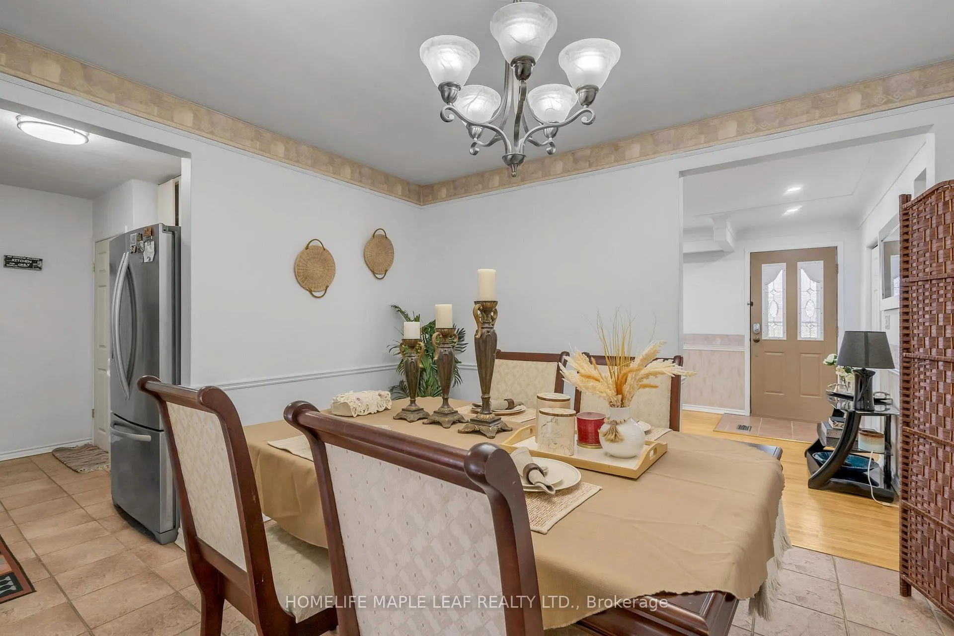 Photo 9 of 398 Kerman Avenue, Grimsby, Grimsby Beach — HOMEH