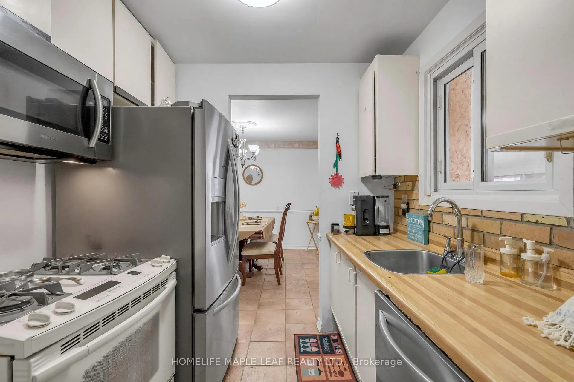 Photo 10 of 398 Kerman Avenue, Grimsby, Grimsby Beach — HOMEH