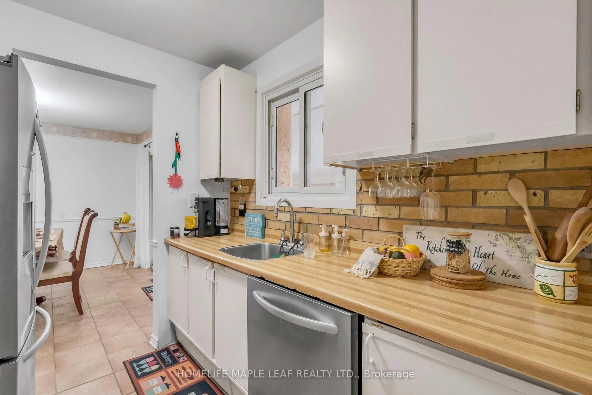 Photo 11 of 398 Kerman Avenue, Grimsby, Grimsby Beach — HOMEH