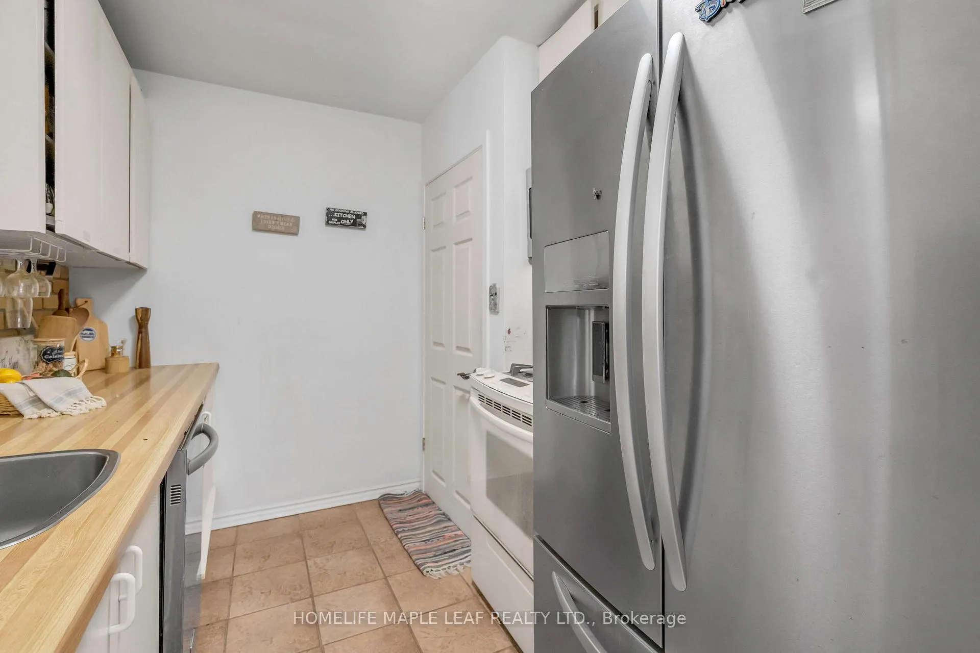 Photo 12 of 398 Kerman Avenue, Grimsby, Grimsby Beach — HOMEH