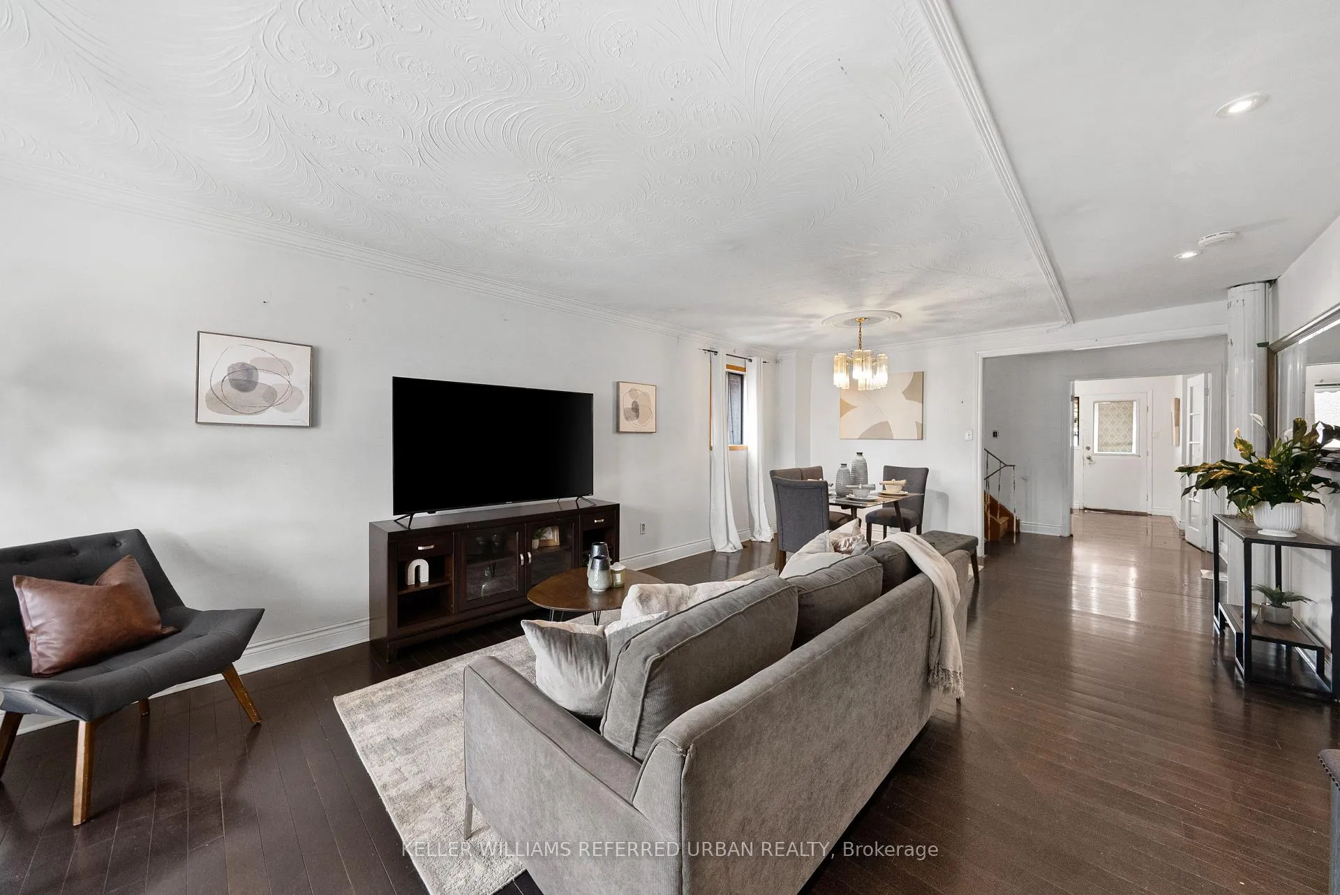 Photo 9 of 9 Exeter Street, Toronto, Weston-Pellam Park — HOMEH