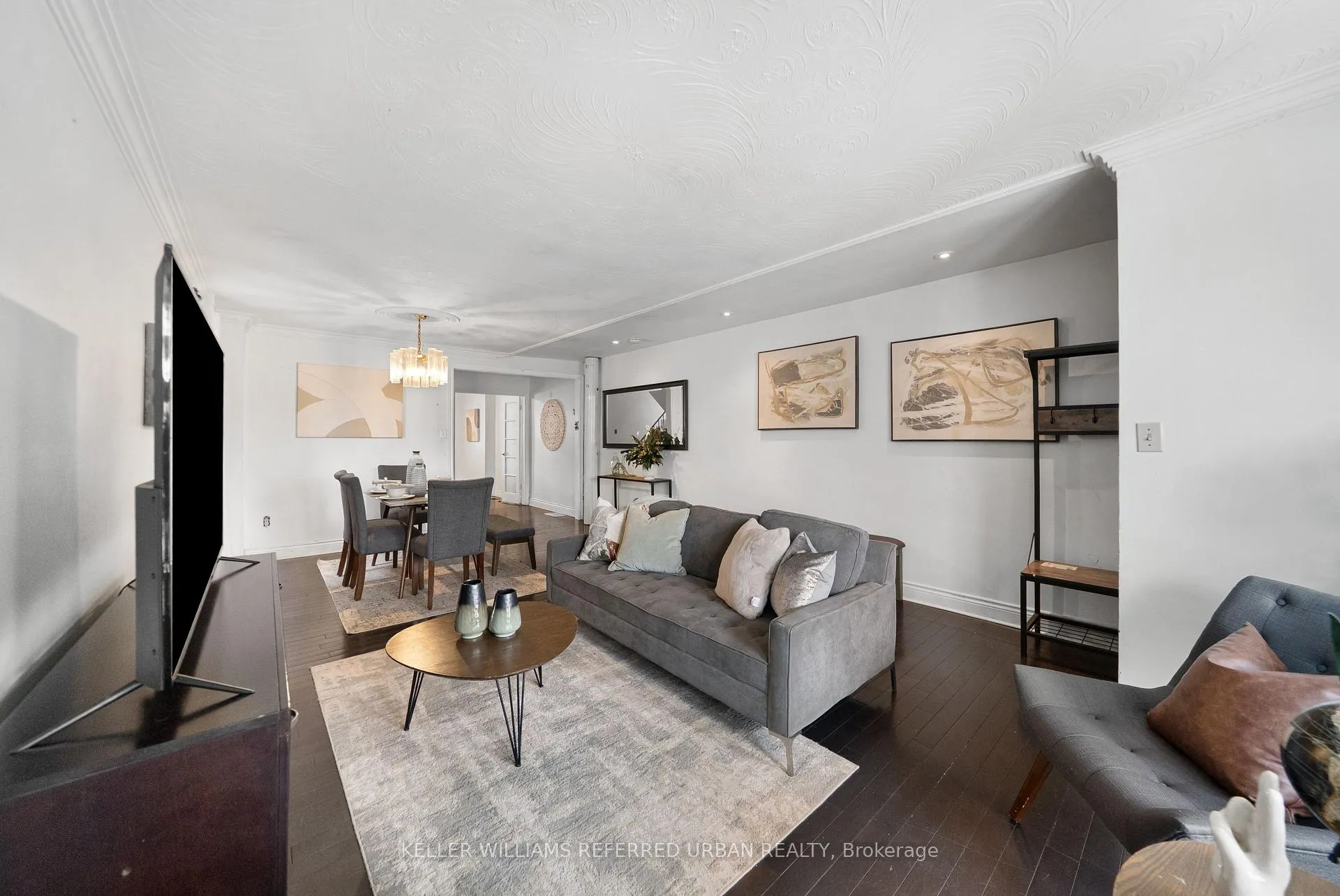 Photo 10 of 9 Exeter Street, Toronto, Weston-Pellam Park — HOMEH