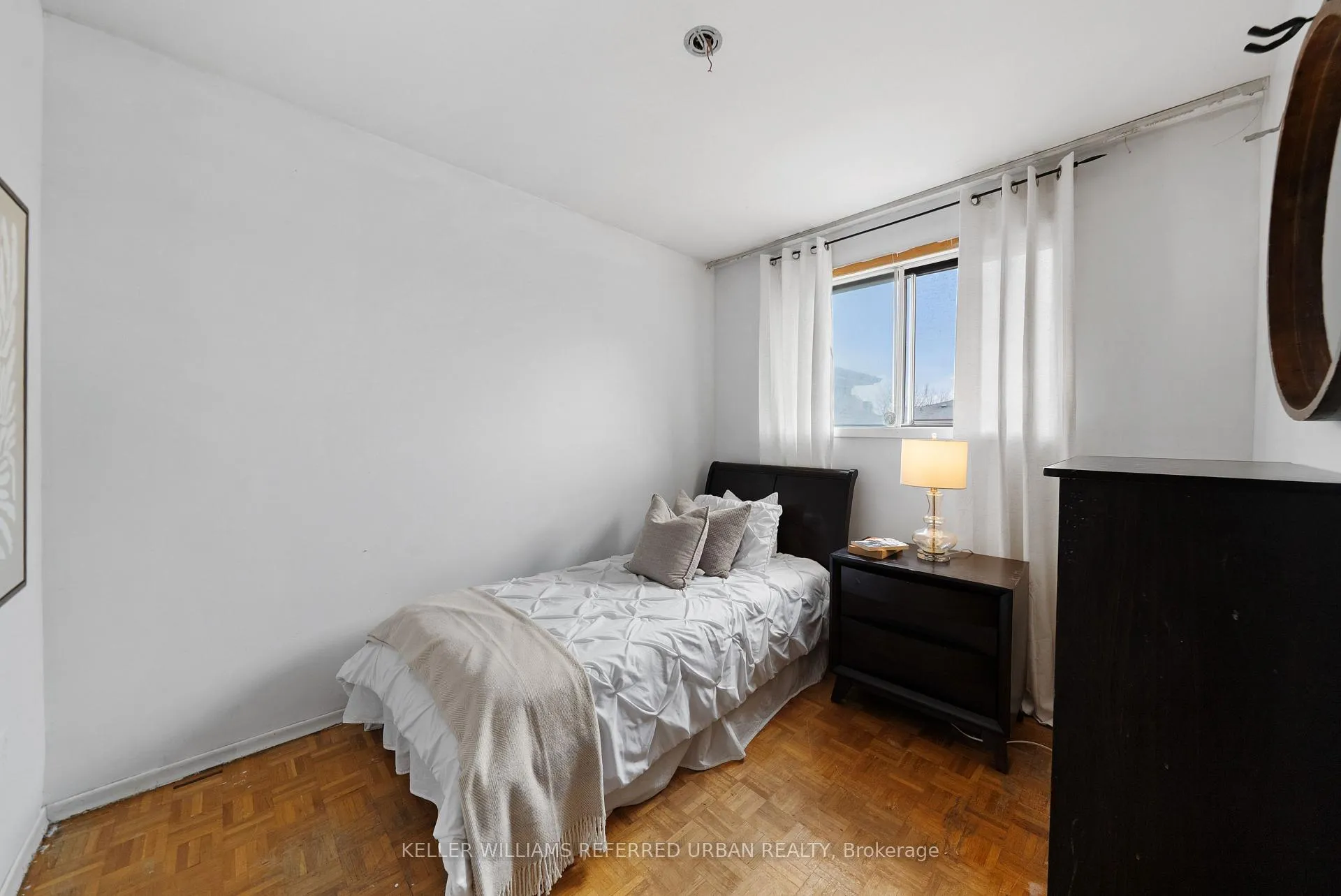 Photo 19 of 9 Exeter Street, Toronto, Weston-Pellam Park — HOMEH