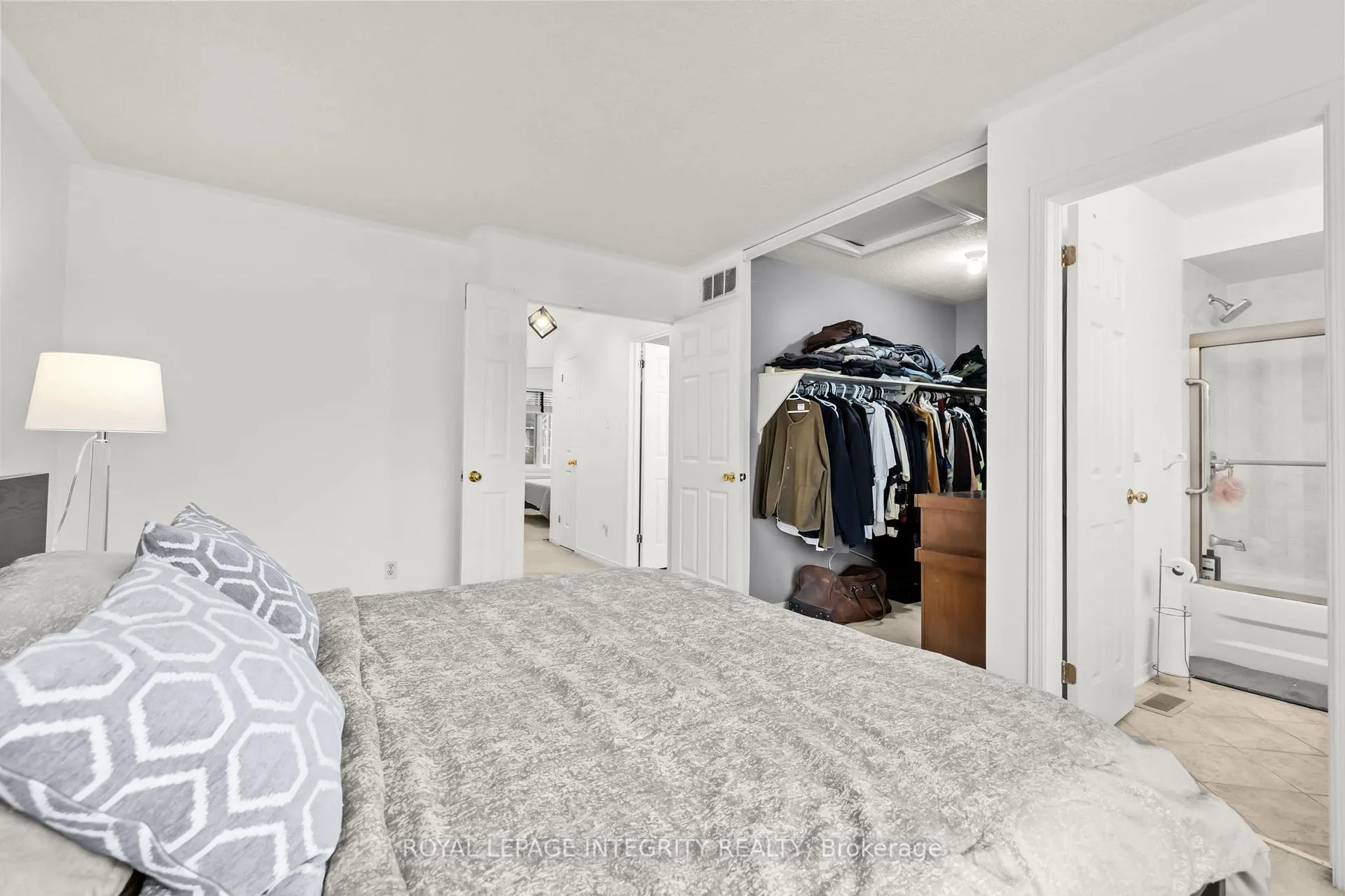 Photo 25 of 6383 Sablewood Place, Ottawa, Chapel Hill — HOMEH