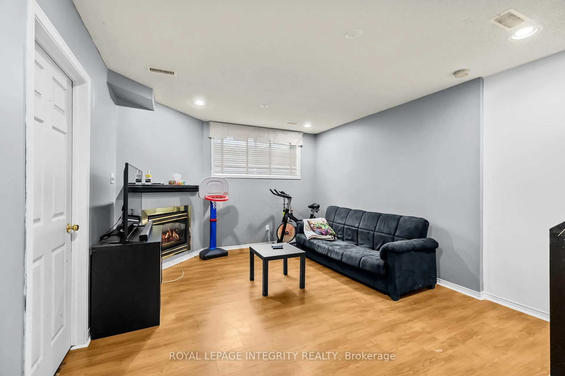 Photo 29 of 6383 Sablewood Place, Ottawa, Chapel Hill — HOMEH