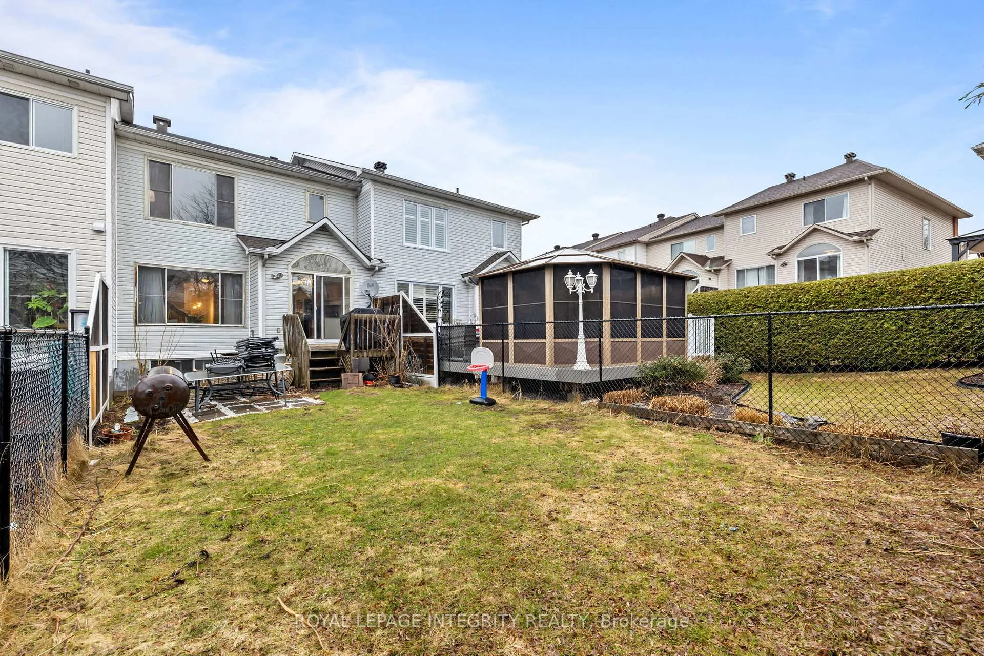 Photo 30 of 6383 Sablewood Place, Ottawa, Chapel Hill — HOMEH