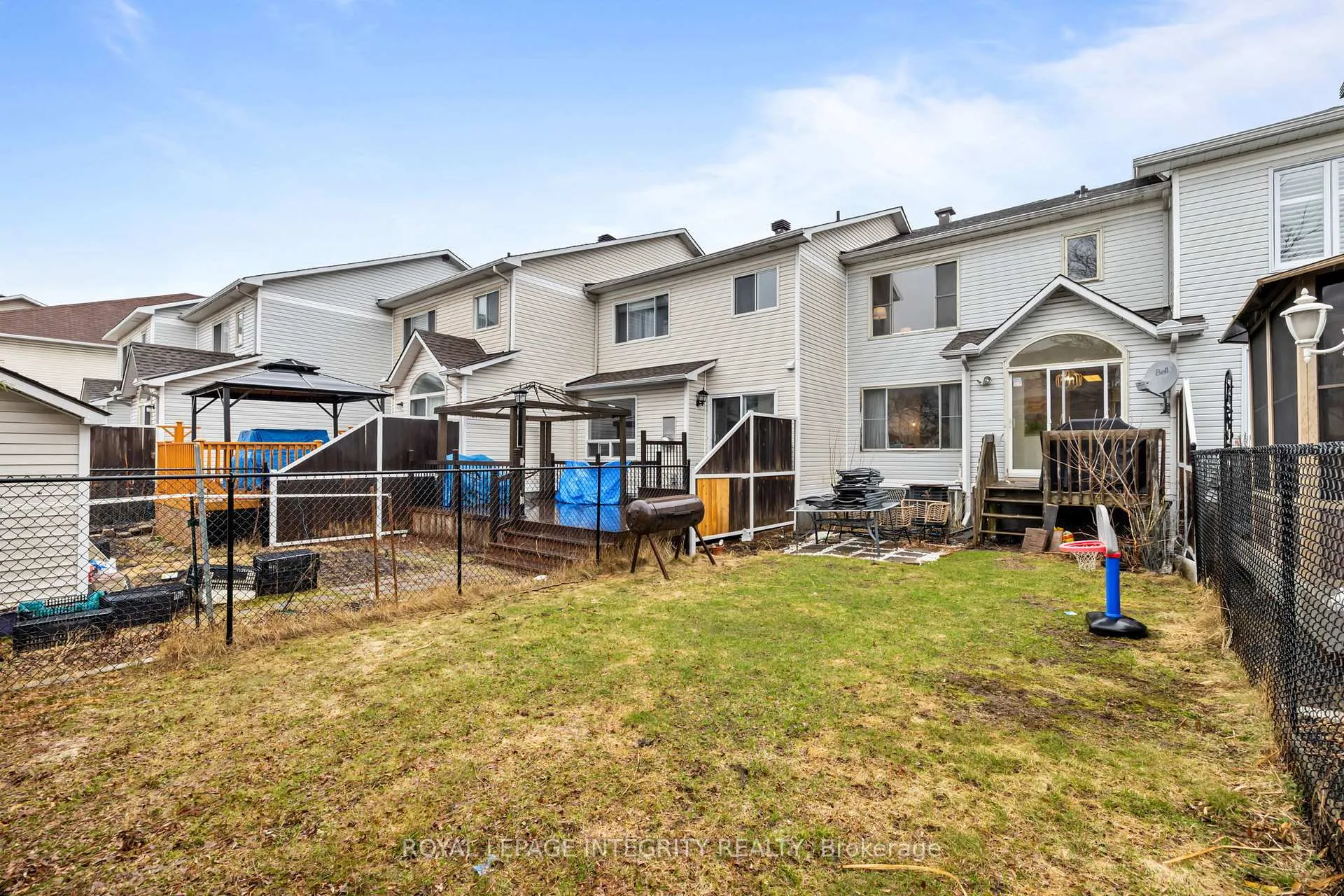 Photo 31 of 6383 Sablewood Place, Ottawa, Chapel Hill — HOMEH