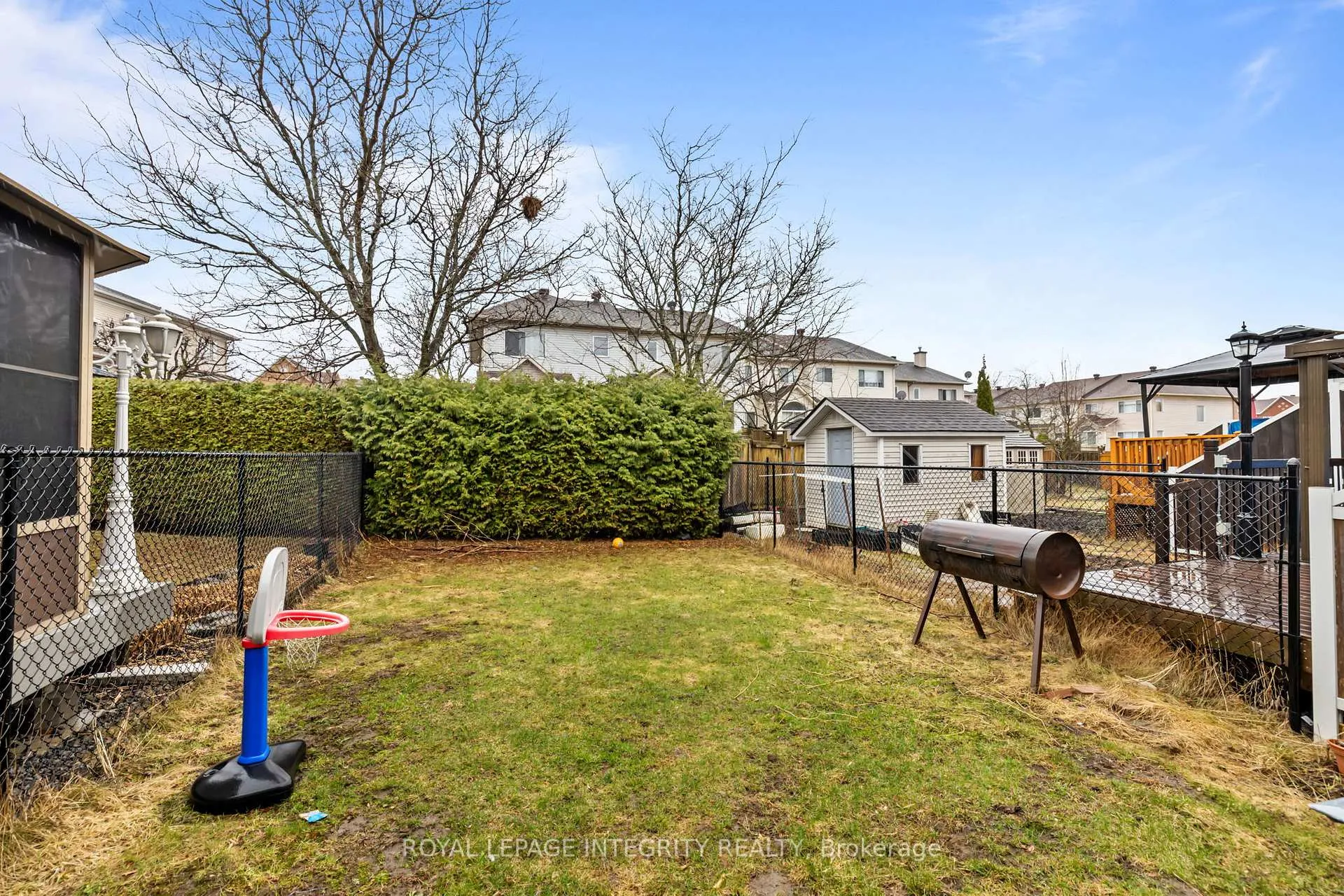 Photo 32 of 6383 Sablewood Place, Ottawa, Chapel Hill — HOMEH