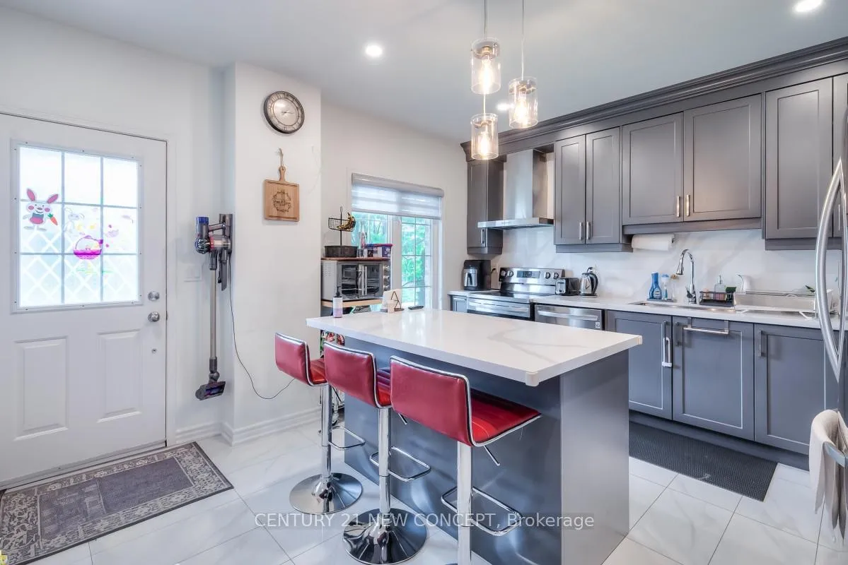 Photo 6 of Unit 33, 735 Sheppard Avenue, Pickering, Woodlands — HOMEH