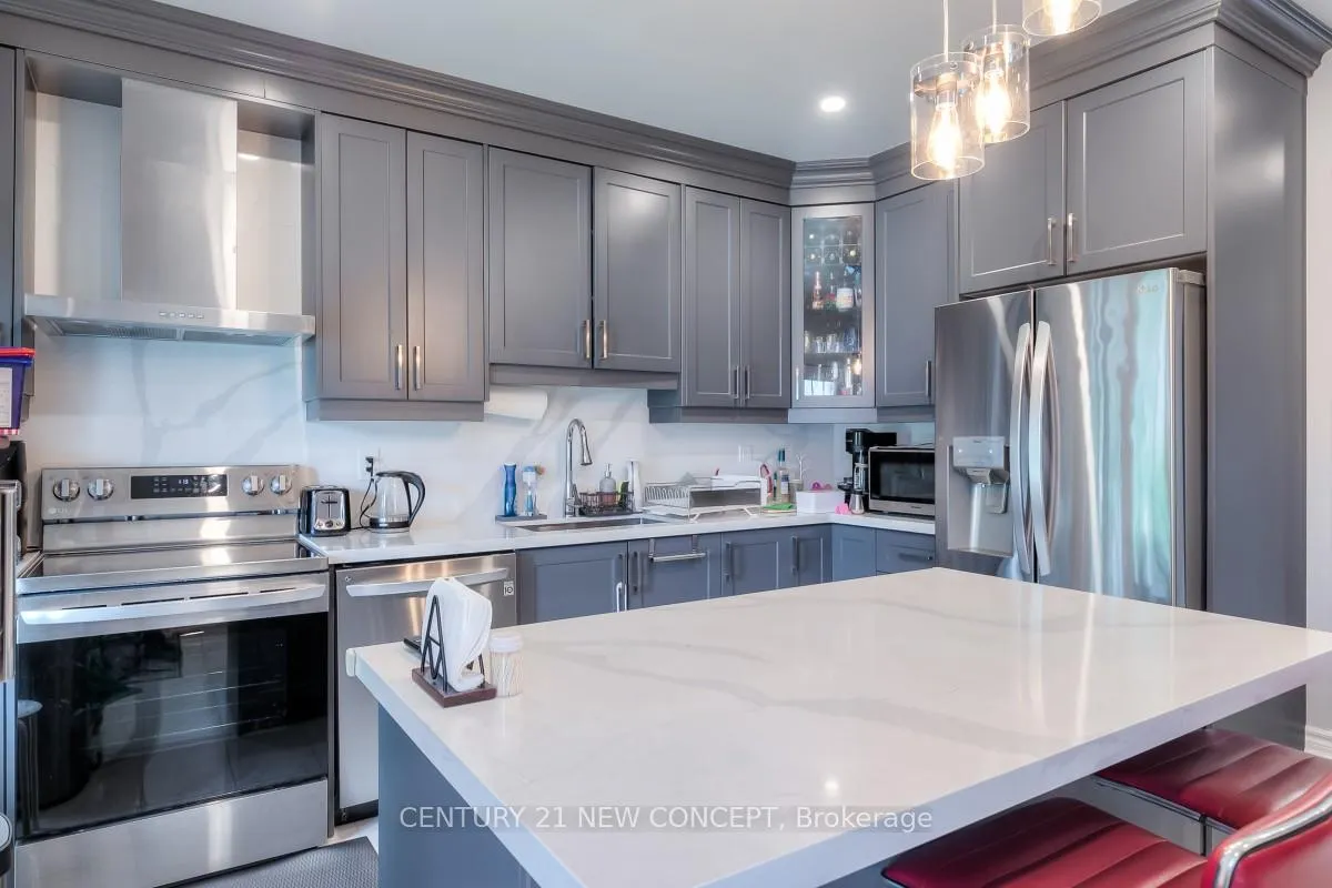 Photo 8 of Unit 33, 735 Sheppard Avenue, Pickering, Woodlands — HOMEH