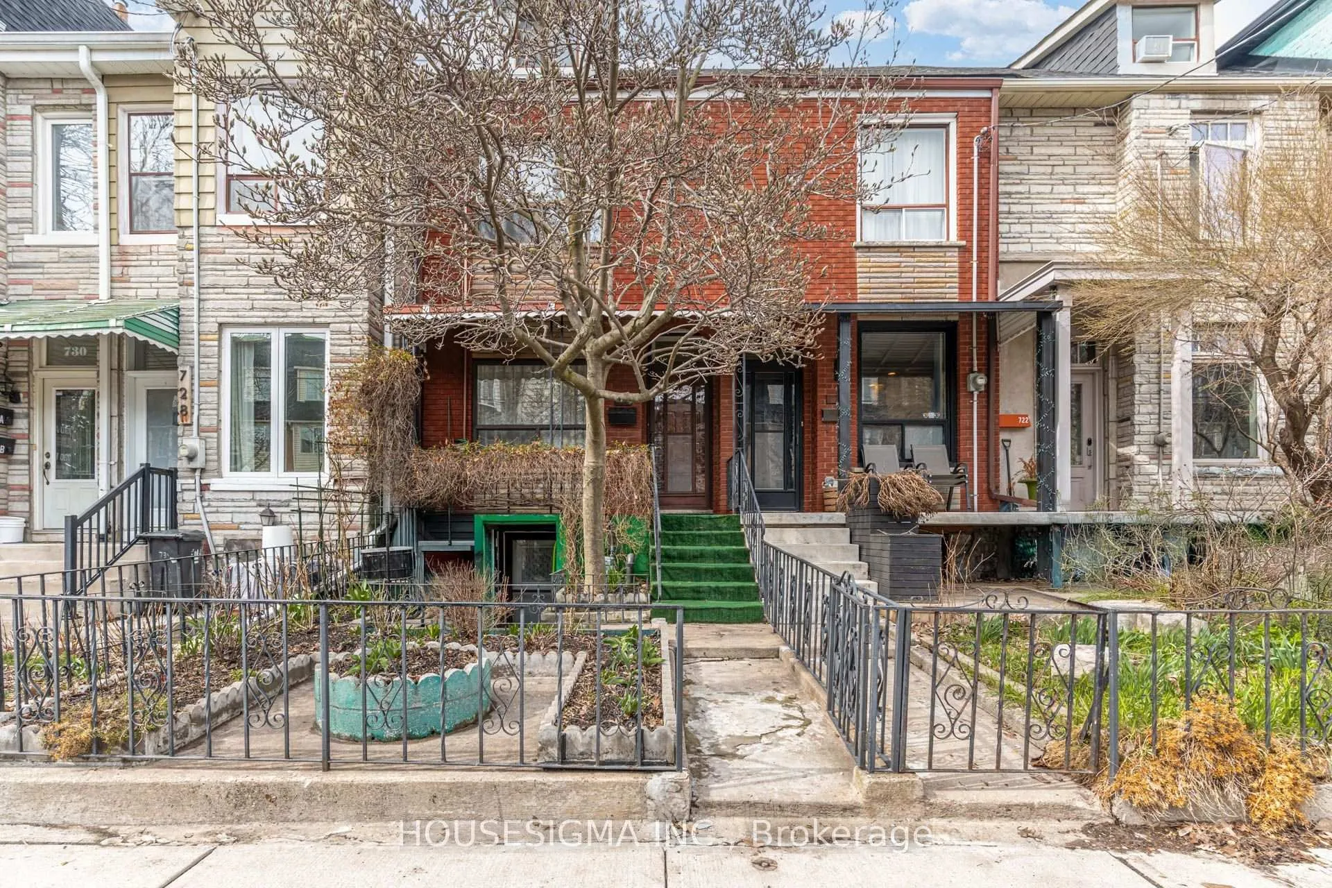 Photo 1 of 726 Adelaide Street W, Toronto, Niagara — HOMEH