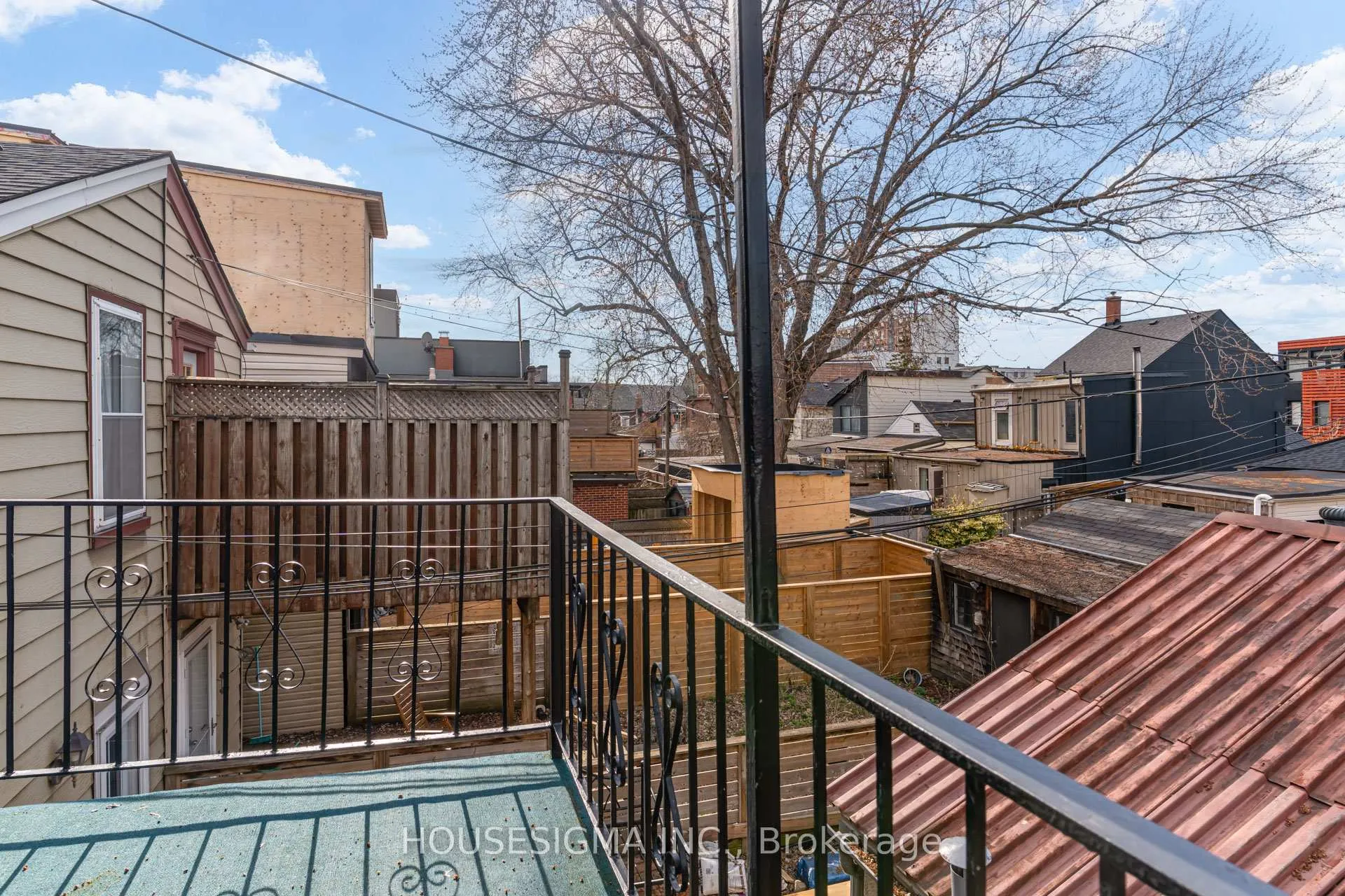 Photo 17 of 726 Adelaide Street W, Toronto, Niagara — HOMEH