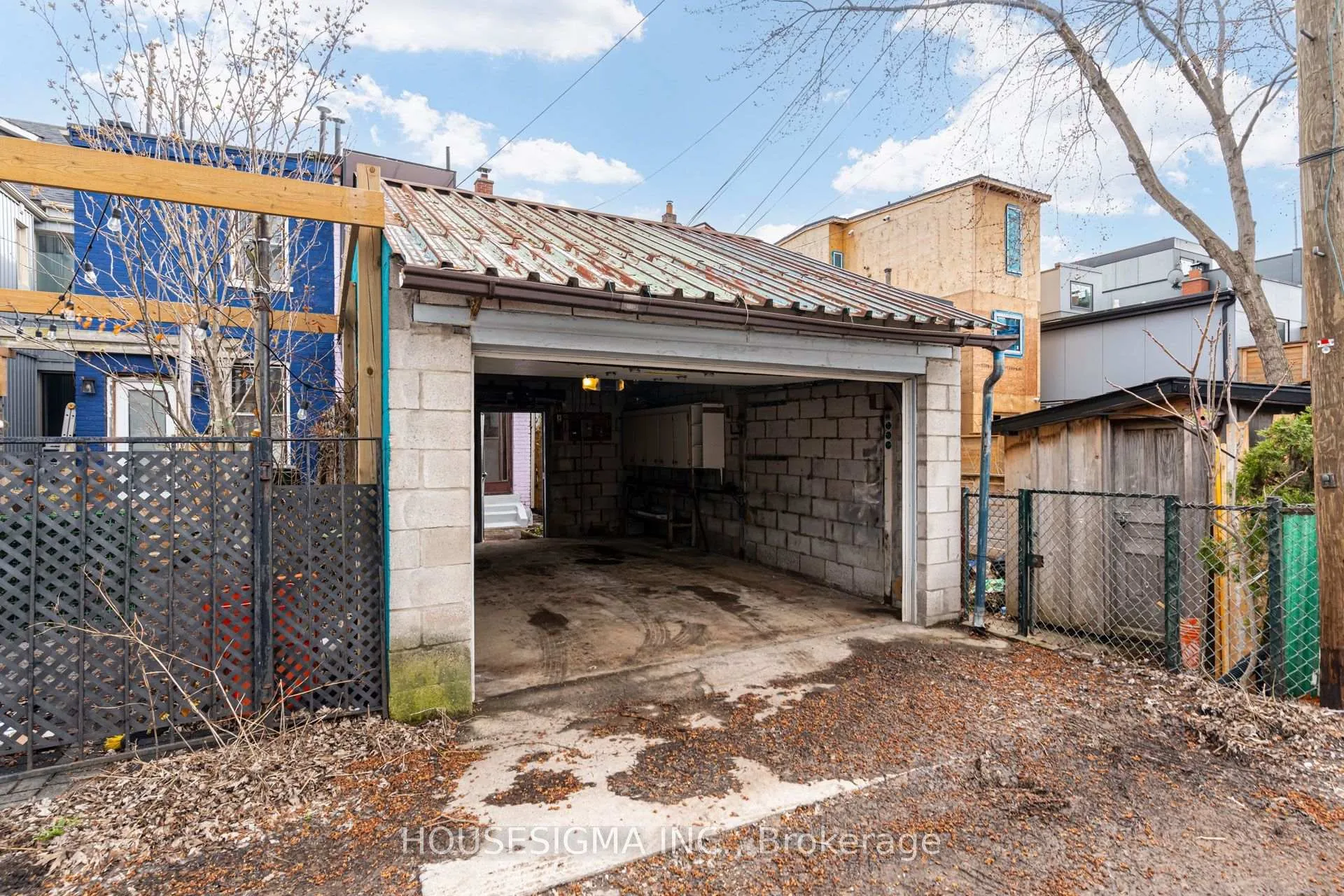 Photo 42 of 726 Adelaide Street W, Toronto, Niagara — HOMEH