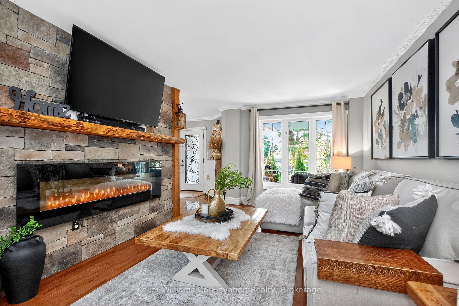 Photo 17 of 136 Birchwood Drive, Barrie, East Bayfield — HOMEH