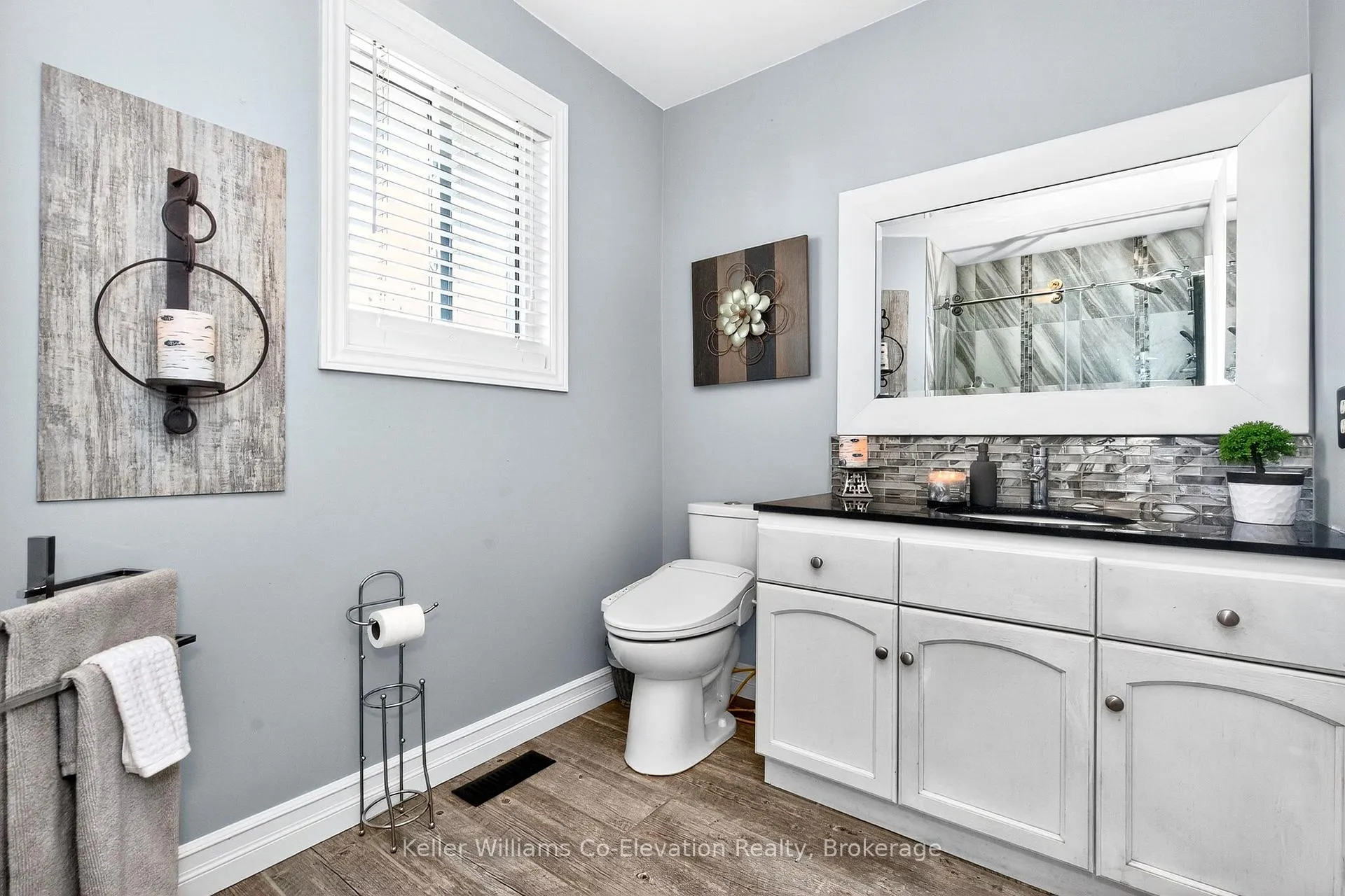 Photo 29 of 136 Birchwood Drive, Barrie, East Bayfield — HOMEH