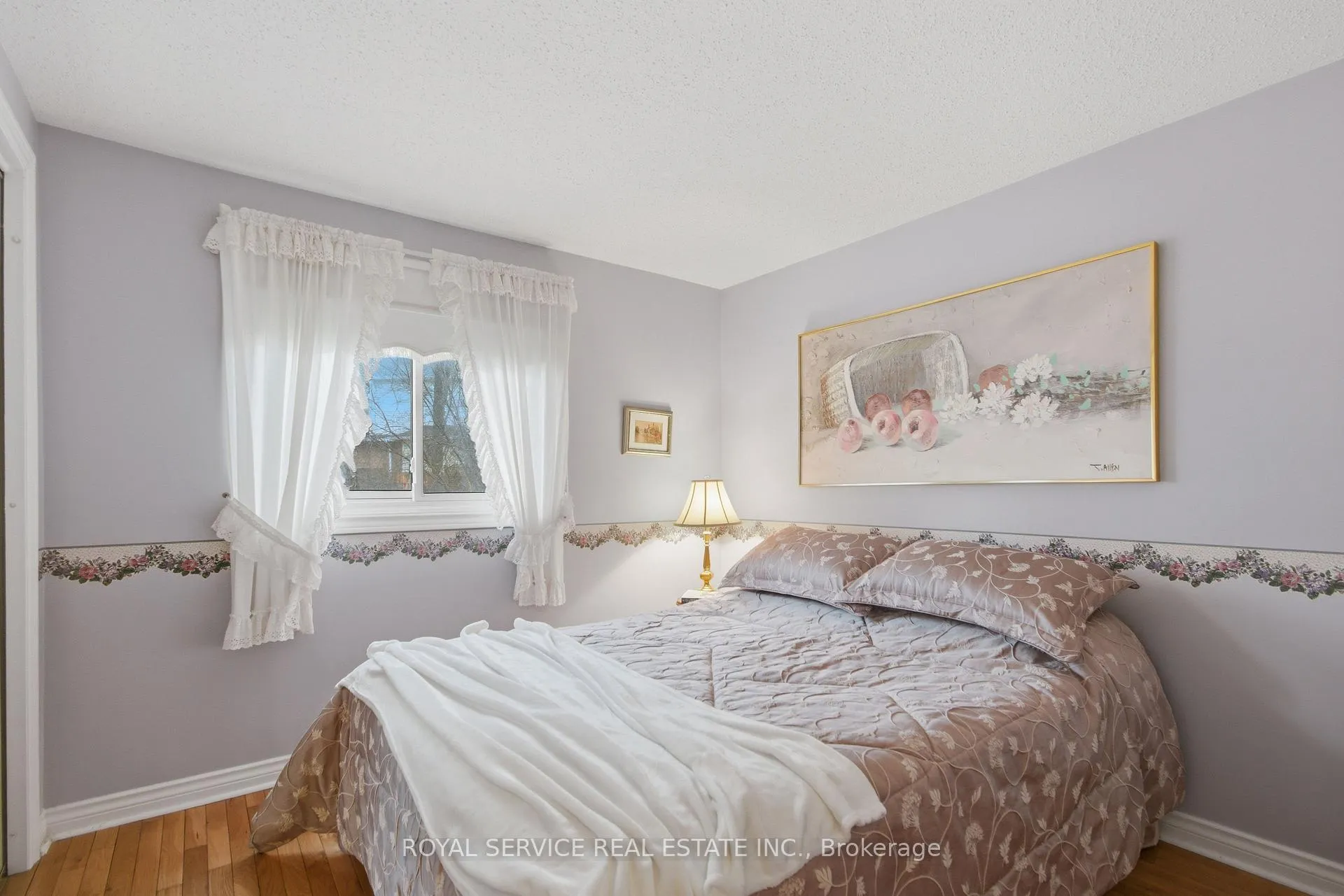 Photo 21 of 606 Carlsle Street, Cobourg — HOMEH