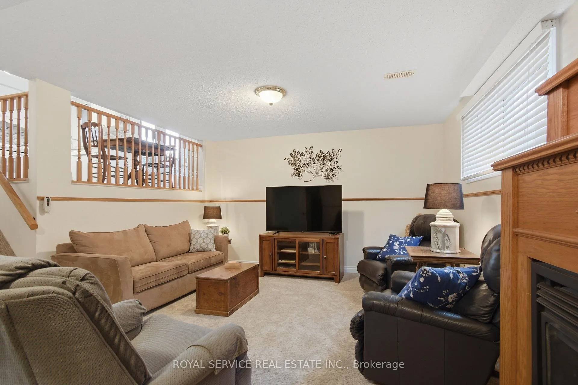 Photo 24 of 606 Carlsle Street, Cobourg — HOMEH