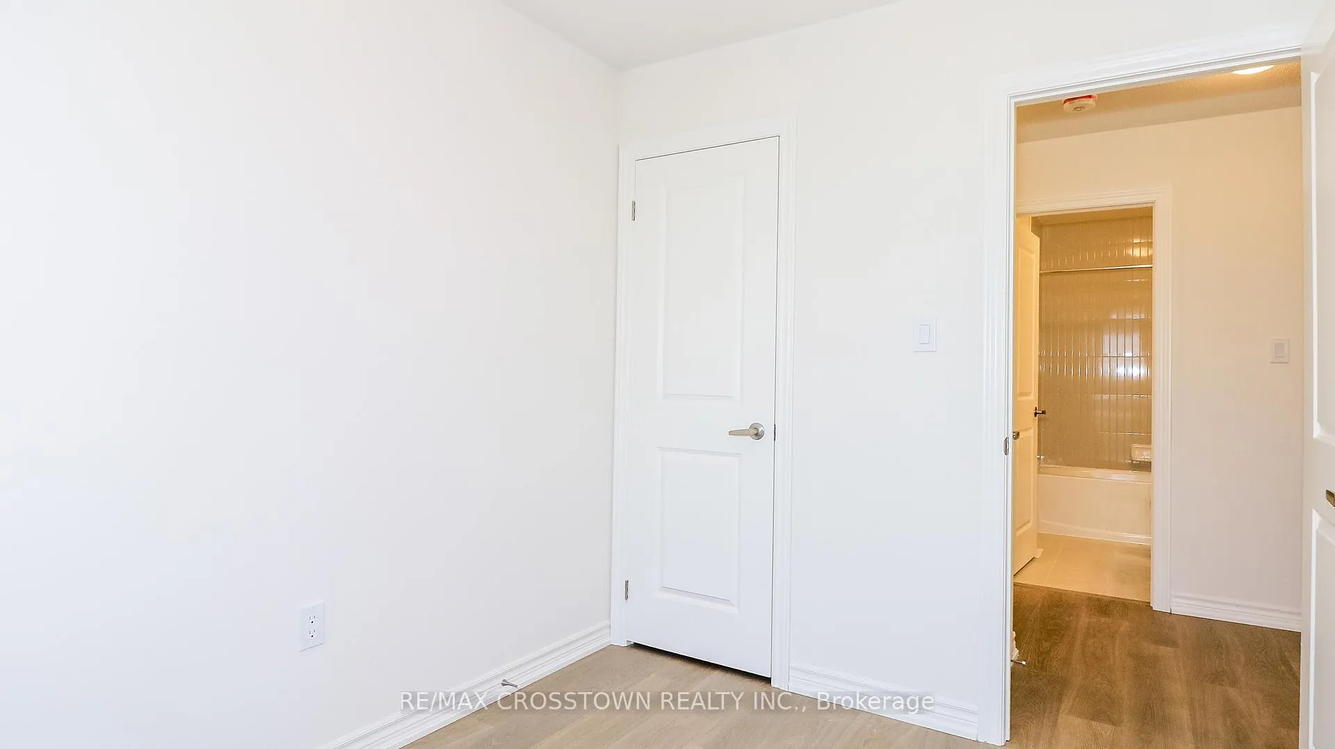 Photo 21 of Unit 27, 1995 Matteer Court, Innisfil, Alcona — HOMEH