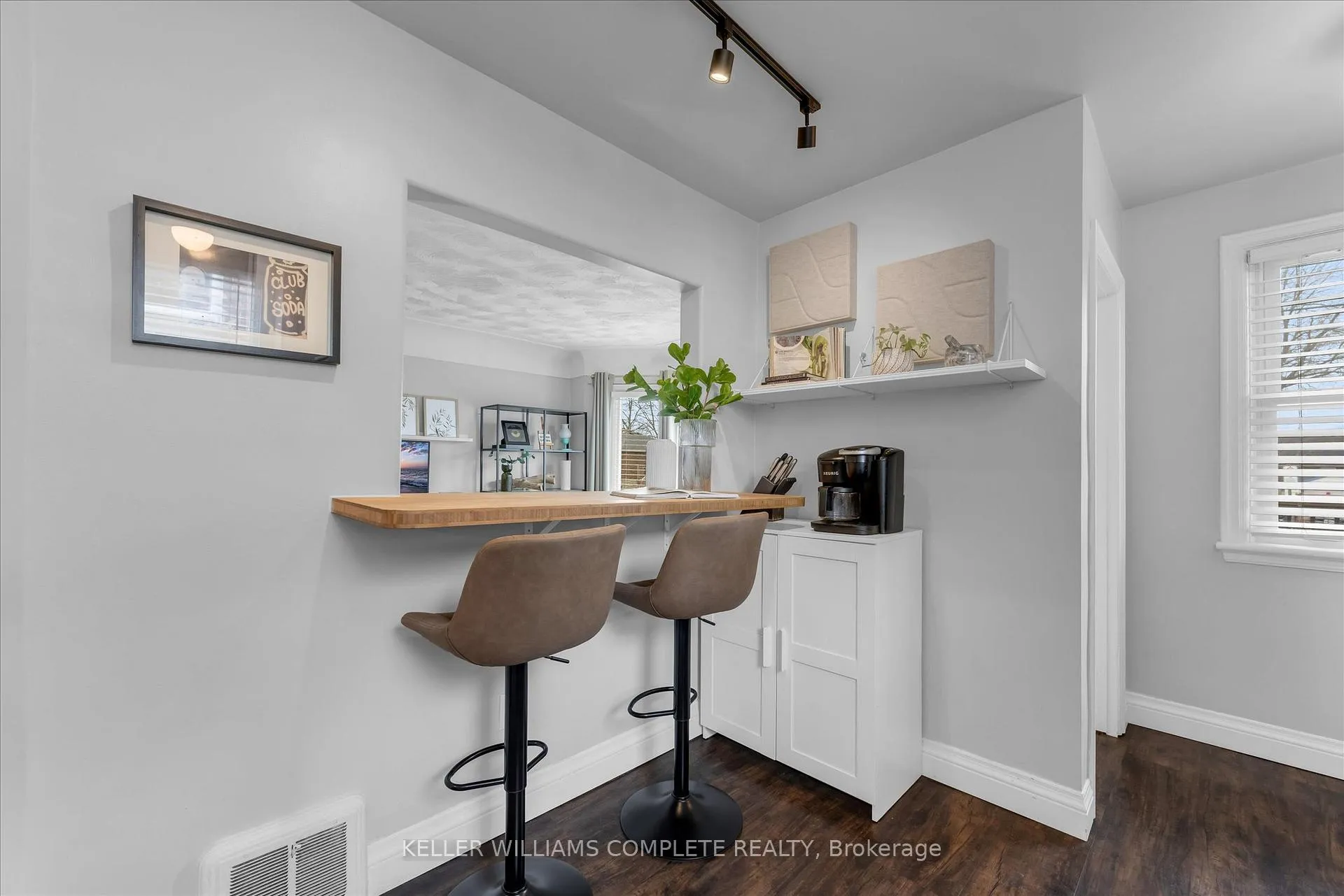 Photo 9 of 189 East 14TH Street, Hamilton, Inch Park — HOMEH