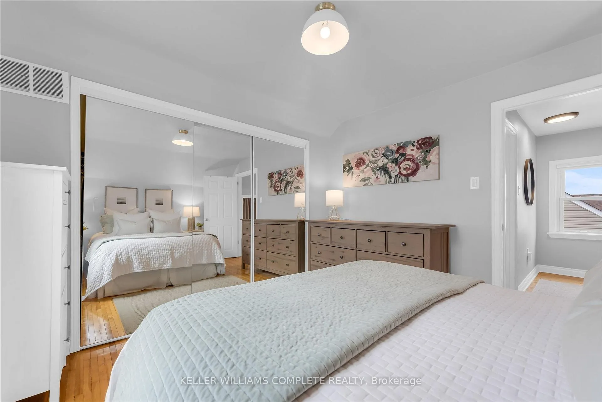 Photo 20 of 189 East 14TH Street, Hamilton, Inch Park — HOMEH