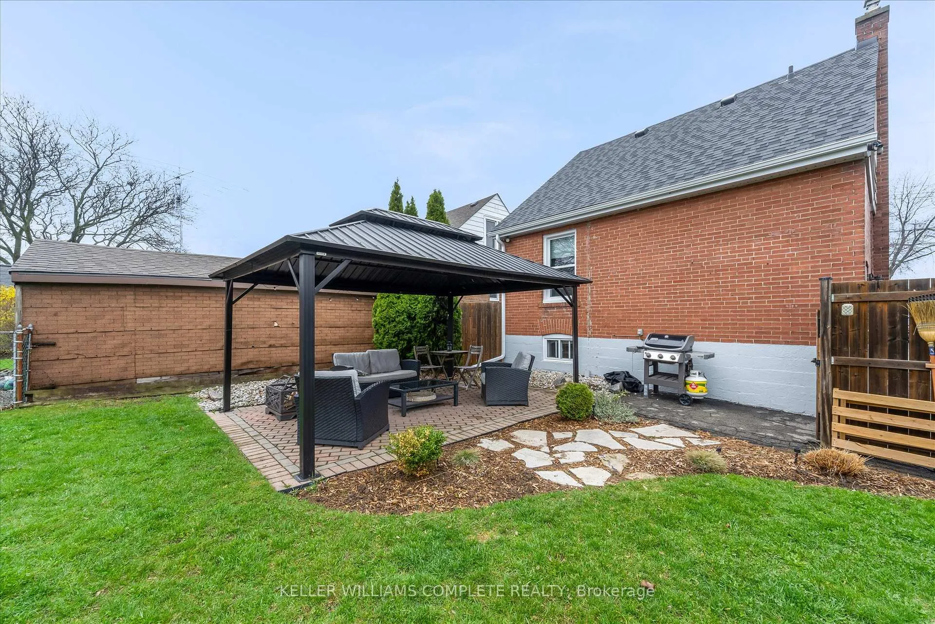 Photo 27 of 189 East 14TH Street, Hamilton, Inch Park — HOMEH