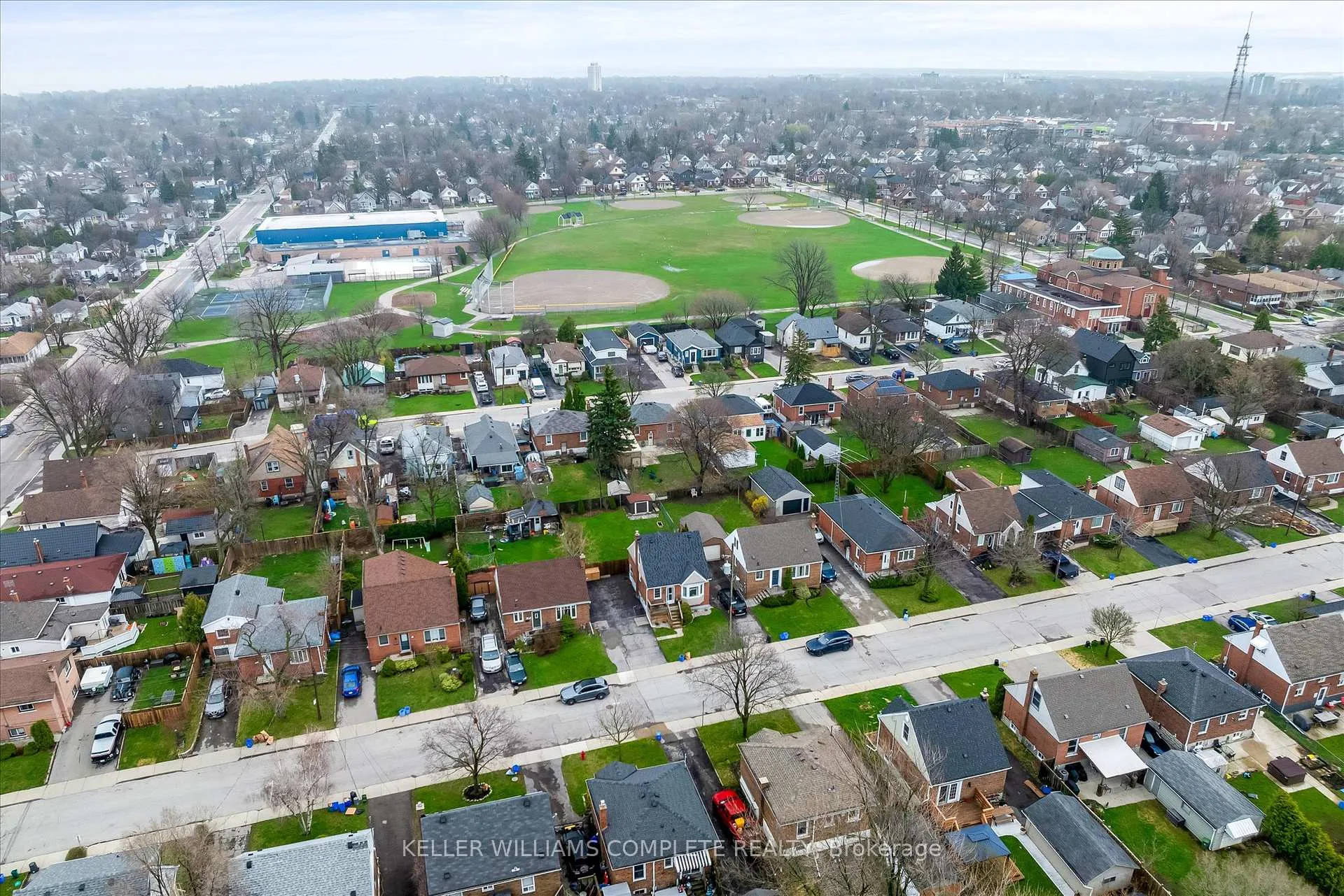 Photo 30 of 189 East 14TH Street, Hamilton, Inch Park — HOMEH