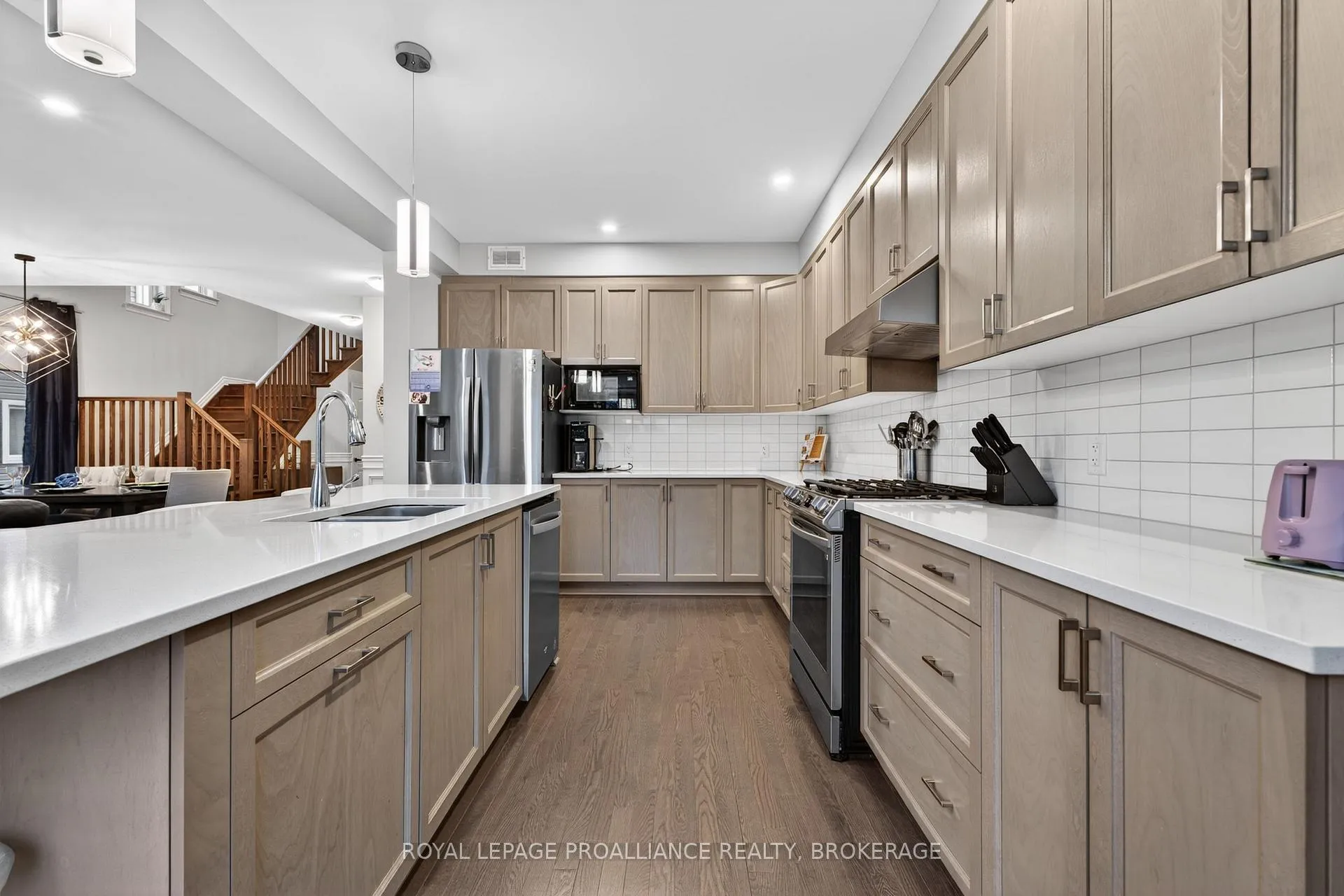 Photo 11 of 1372 Monarch Drive, Kingston, City Northwest — HOMEH