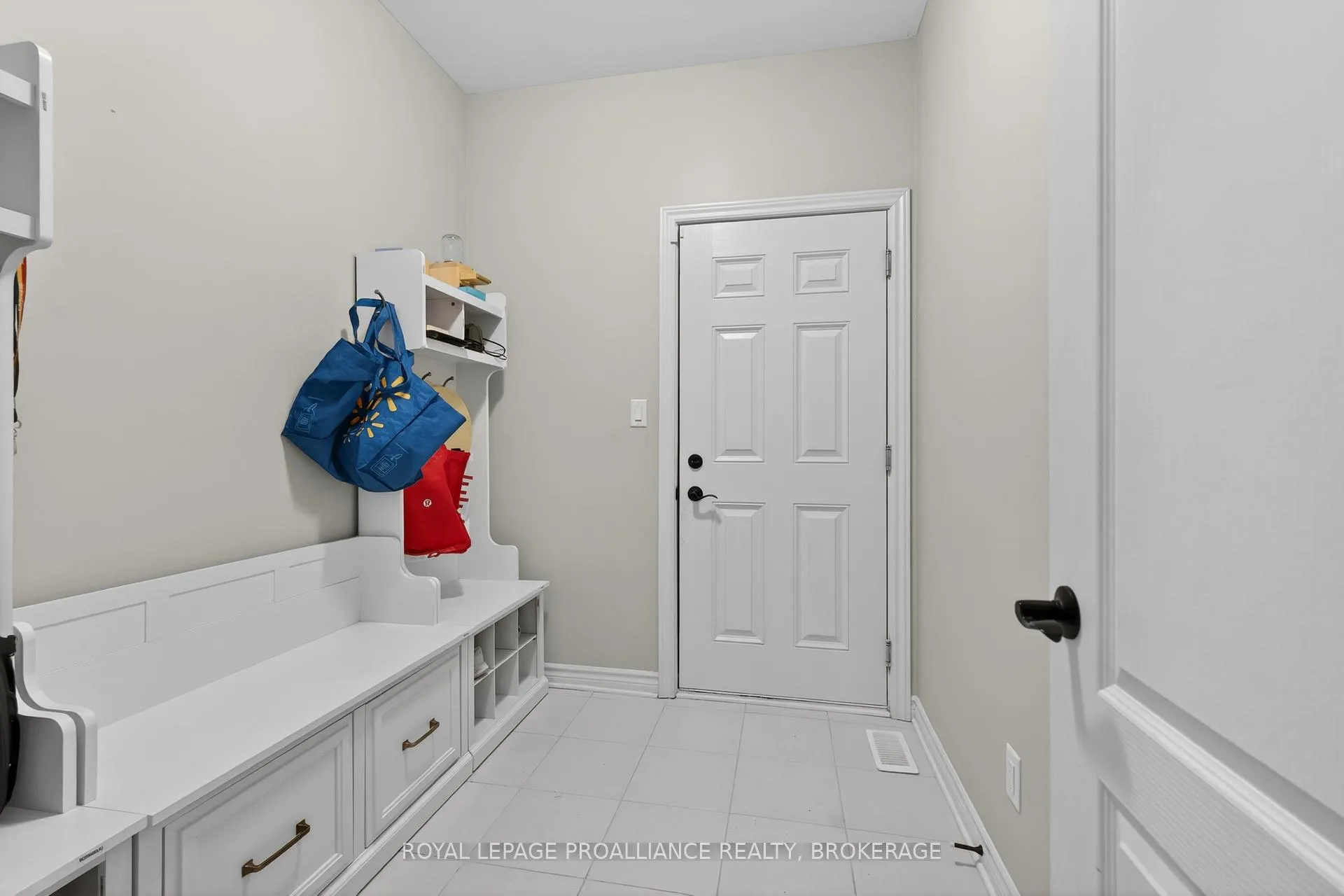 Photo 14 of 1372 Monarch Drive, Kingston, City Northwest — HOMEH