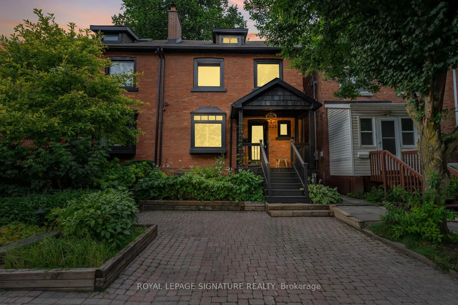 Front of 238 Roselawn Avenue