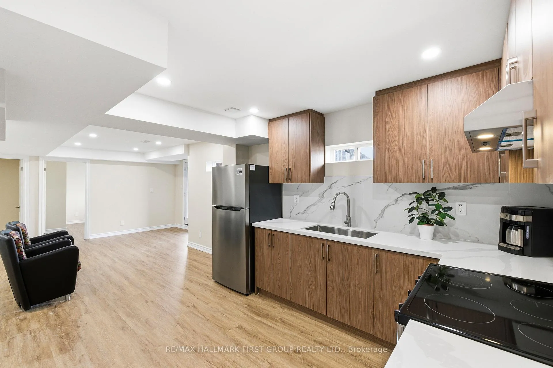 Photo 6 of 1612 Dellbrook Avenue, Pickering, Brock Ridge — HOMEH