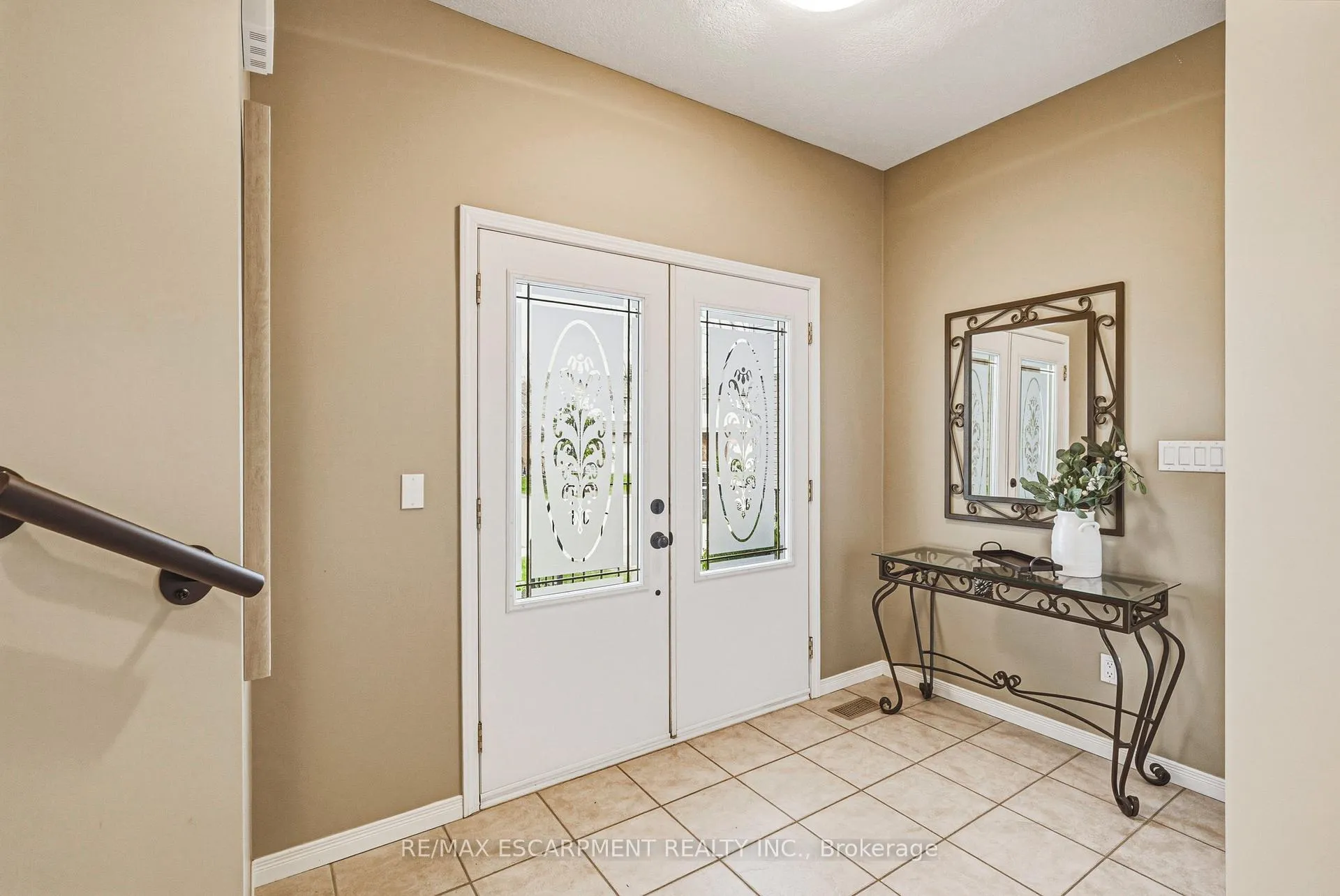 Photo 2 of 228 Holbeach Crescent, Waterloo — HOMEH